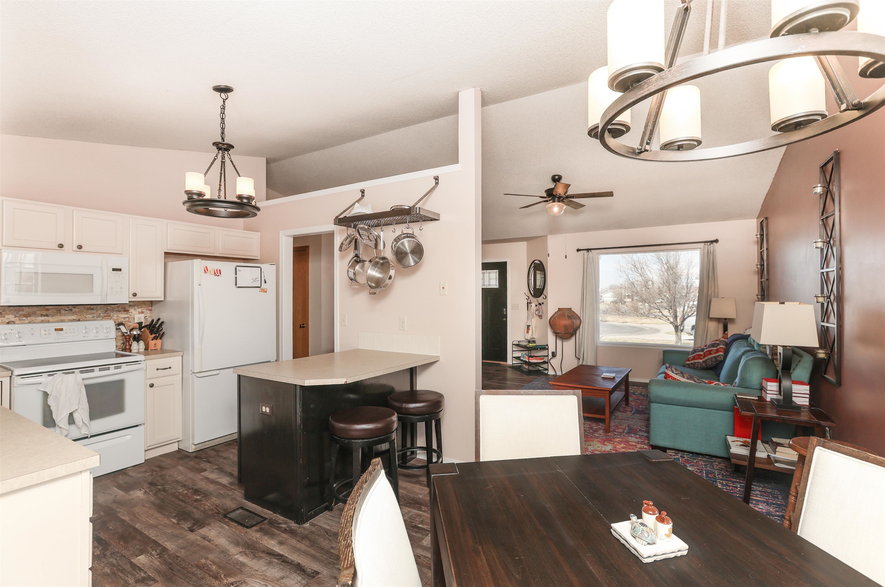 1725 E Winterset Cir, Goddard, Kansas image 12