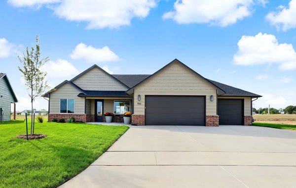 866 N MAIN ST, GODDARD, KS 67052 - Image 7fee0fb86dc6cd211edbfbbc342c1473/4100509995