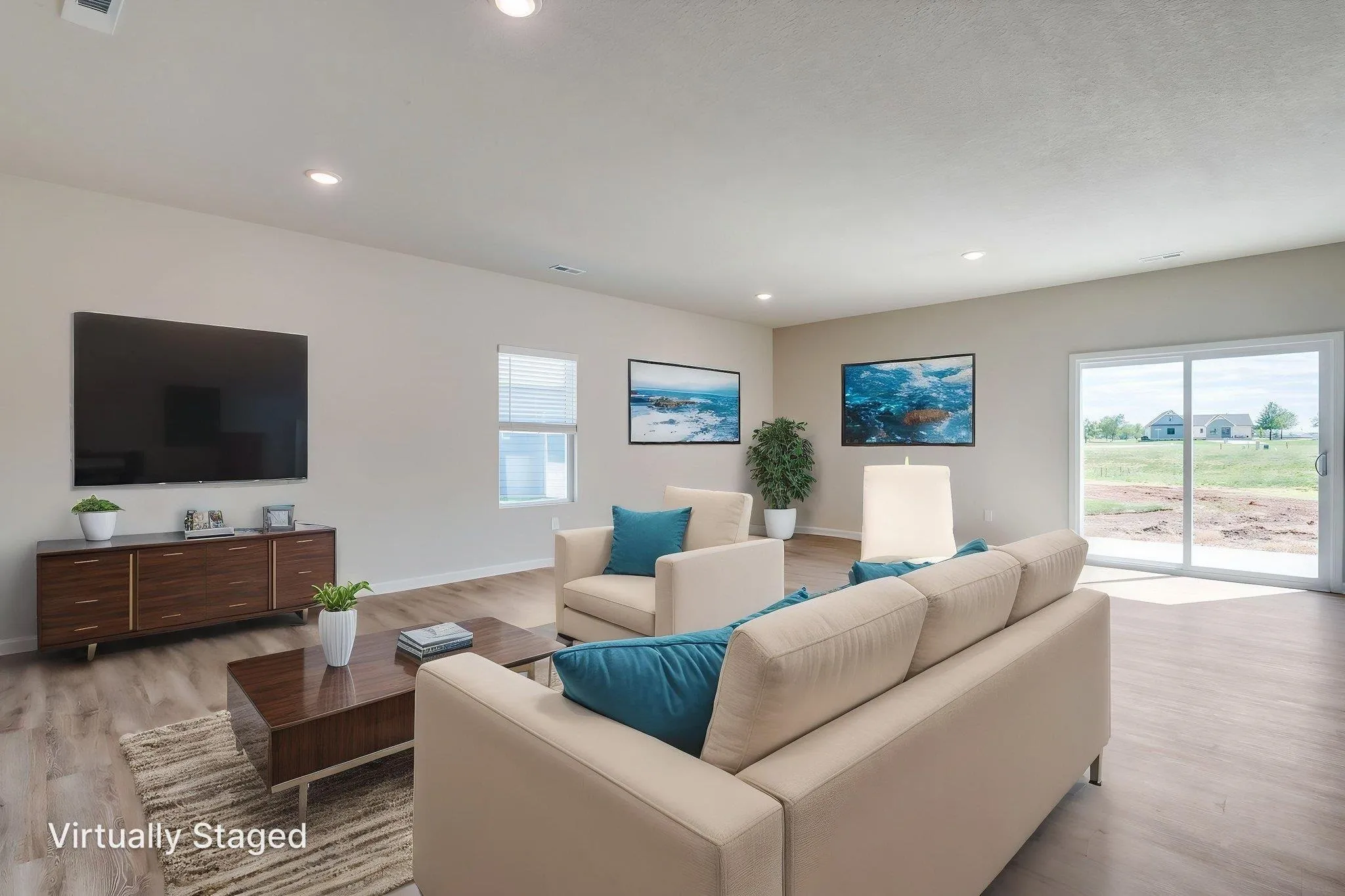 Valley Center, Kansas 67147, United States, 4 Bedrooms Bedrooms, ,2 BathroomsBathrooms,Residential,Active,209784