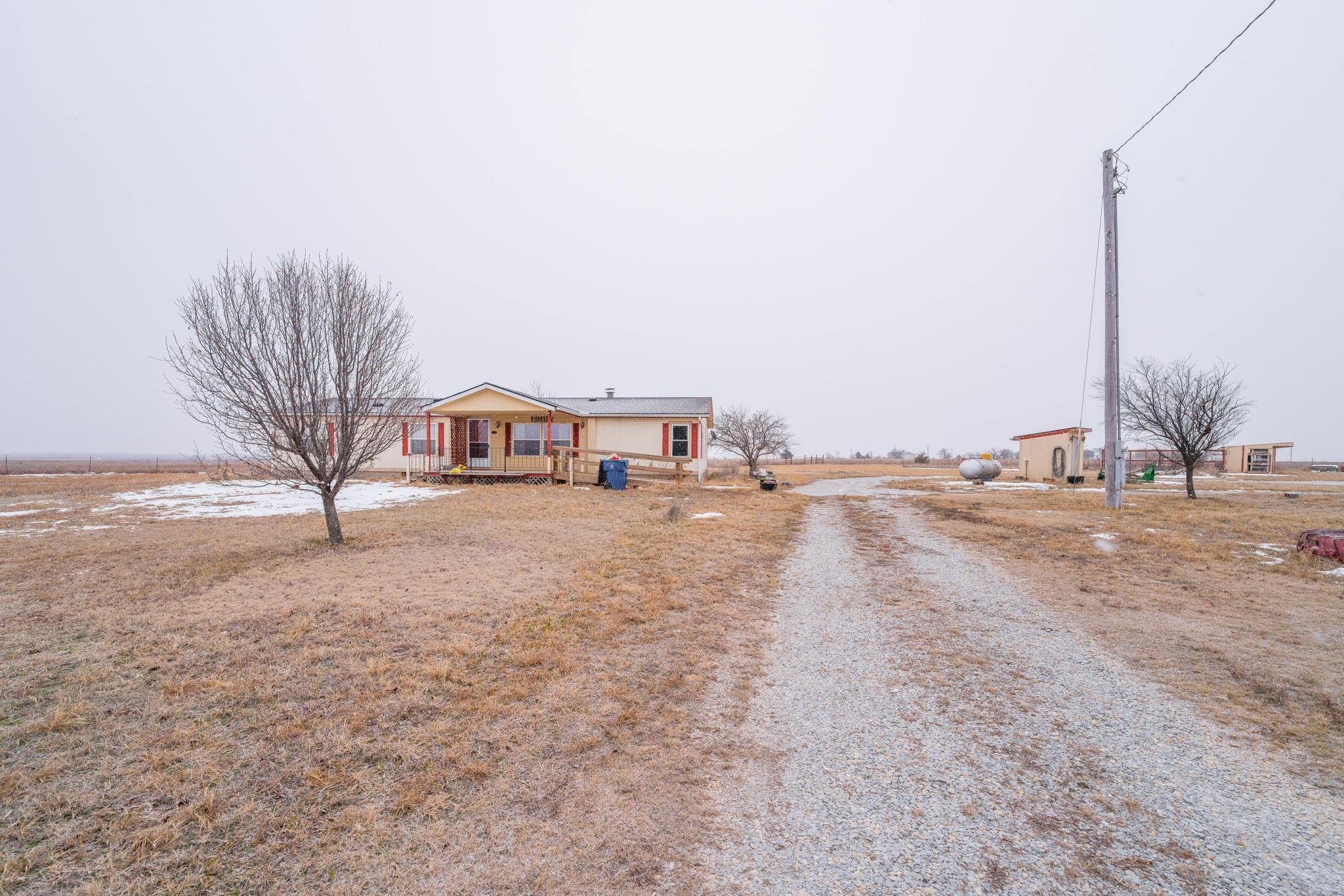 987 W Ray Rd, Conway Springs, Kansas image 2