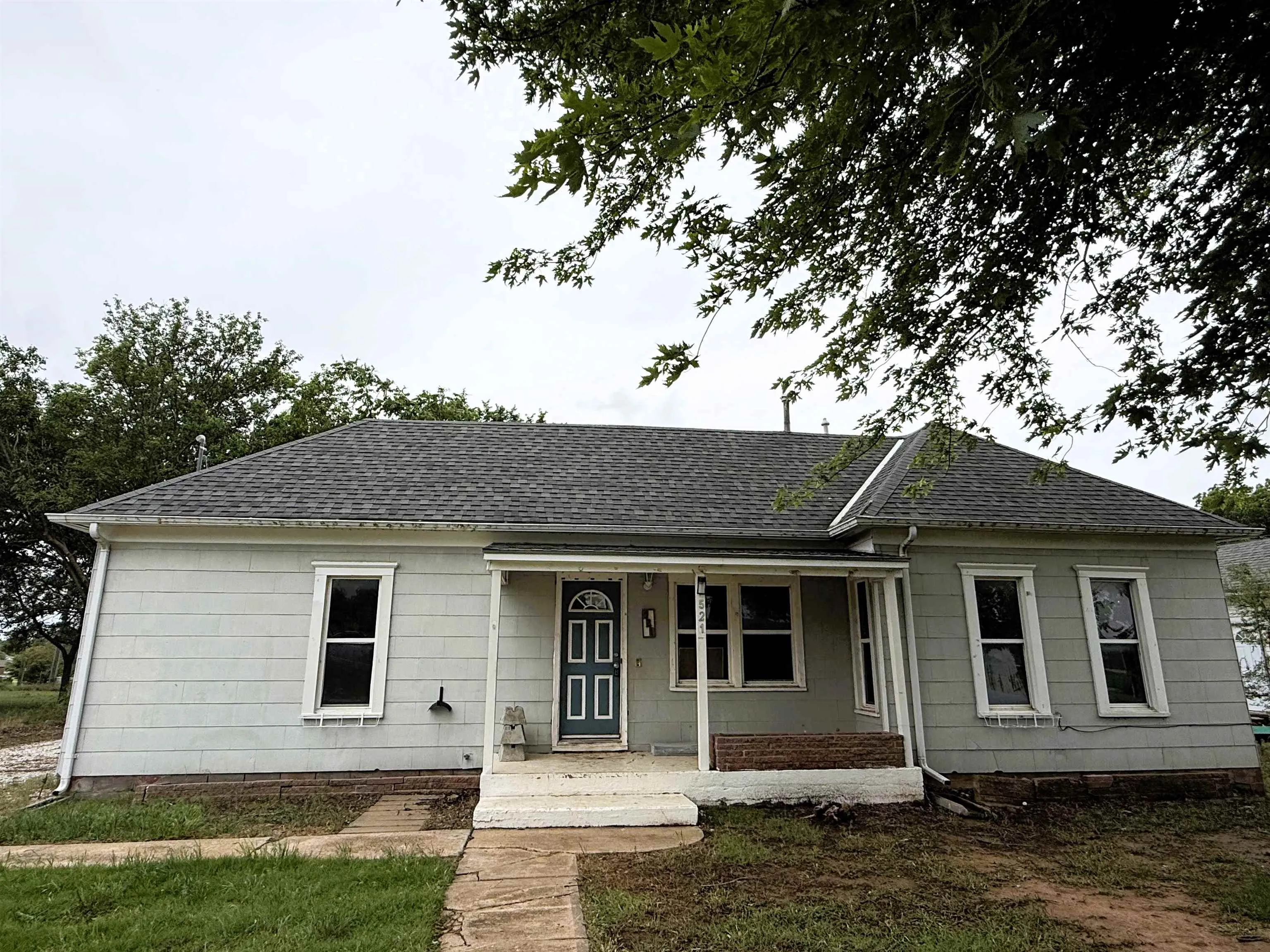 Caldwell, Kansas 67022, United States, 3 Bedrooms Bedrooms, ,1 BathroomBathrooms,Residential,Active,146125