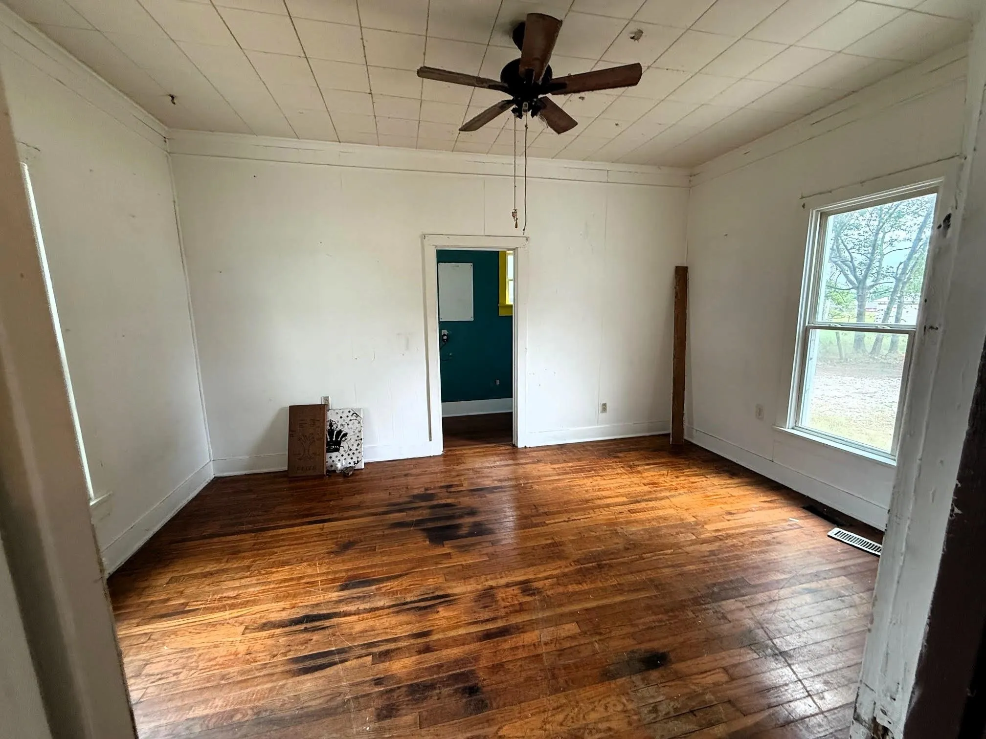 Caldwell, Kansas 67022, United States, 3 Bedrooms Bedrooms, ,1 BathroomBathrooms,Residential,Active,146125