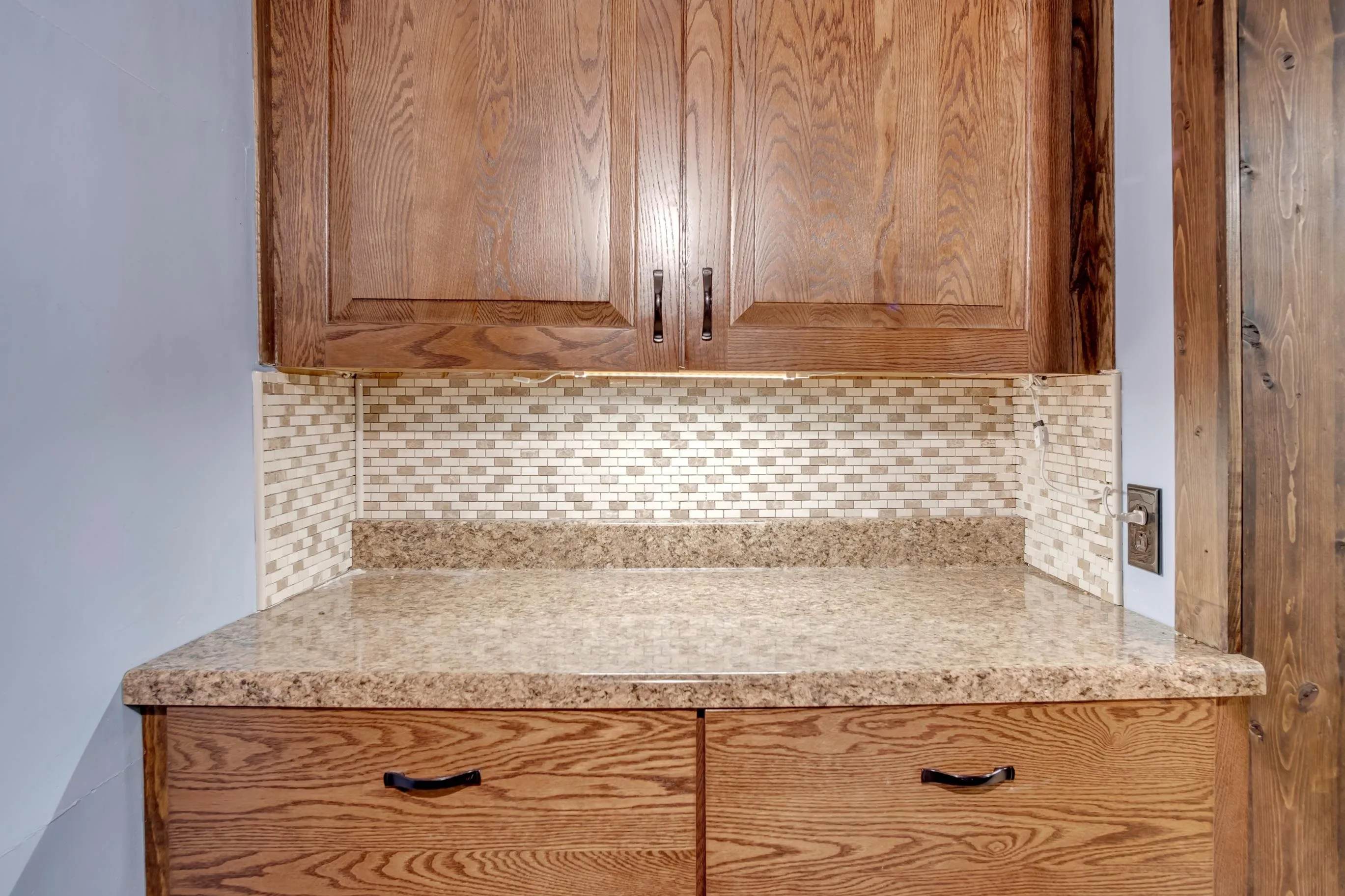 Newton, Kansas 67114, United States, 3 Bedrooms Bedrooms, ,2 BathroomsBathrooms,Residential,Active,195312