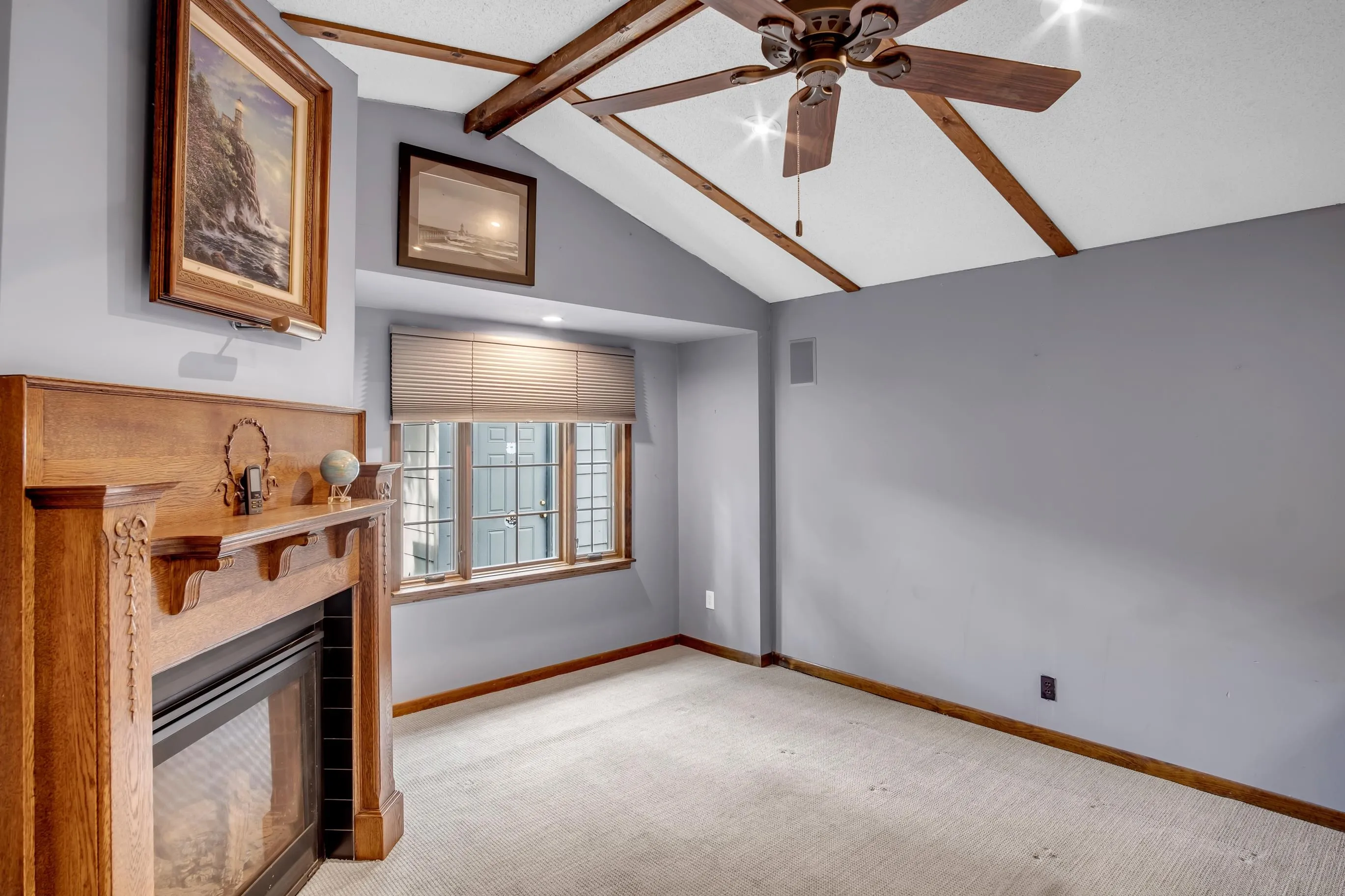 Newton, Kansas 67114, United States, 3 Bedrooms Bedrooms, ,2 BathroomsBathrooms,Residential,Active,195312