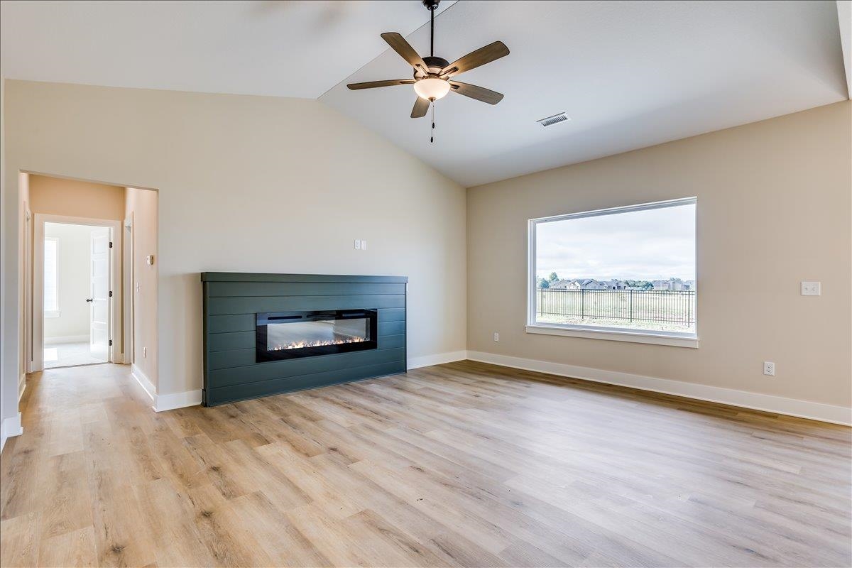 1025 Long Path Ct, Goddard, Kansas image 4