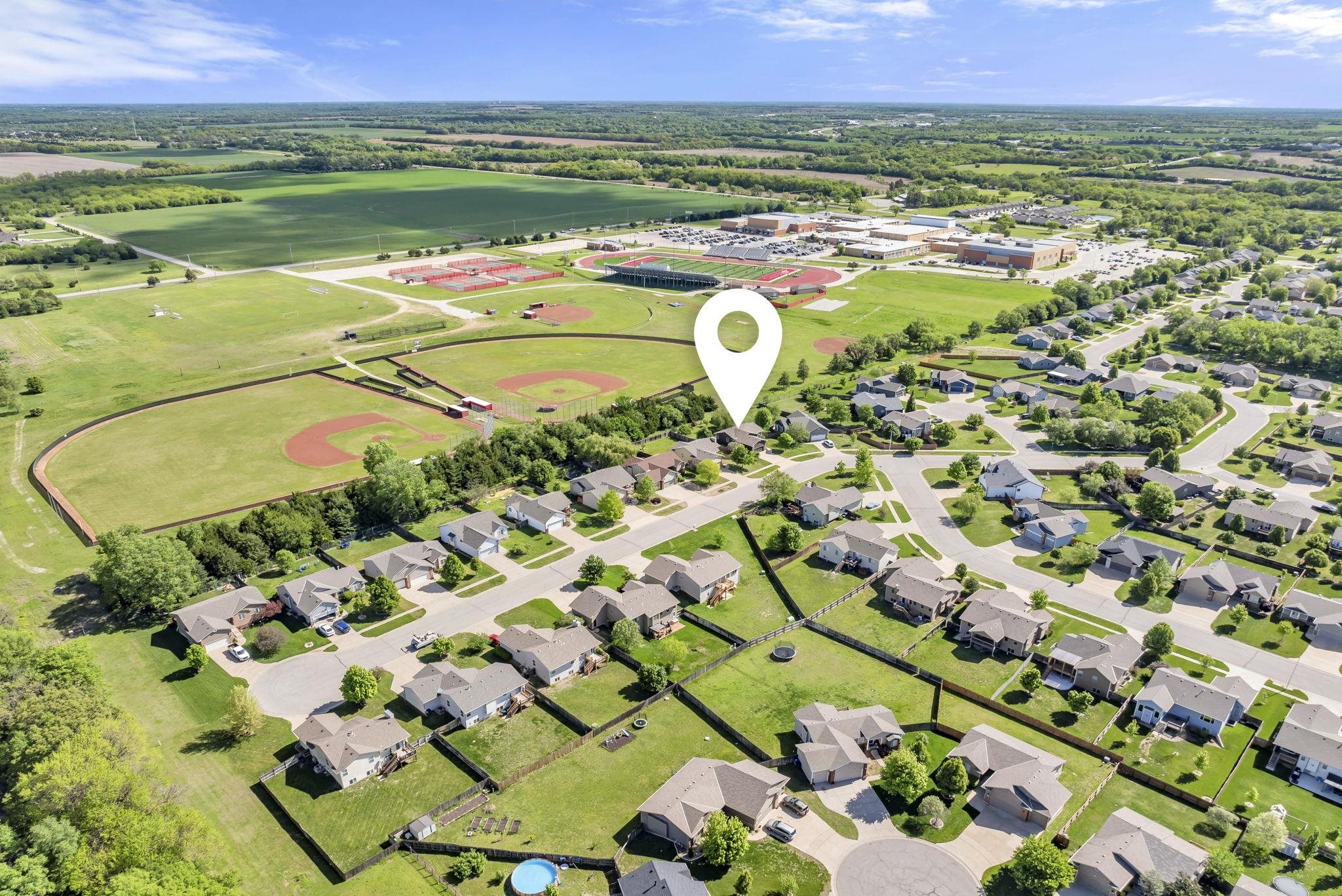 2602 E Kite St, Wichita, Kansas image 32