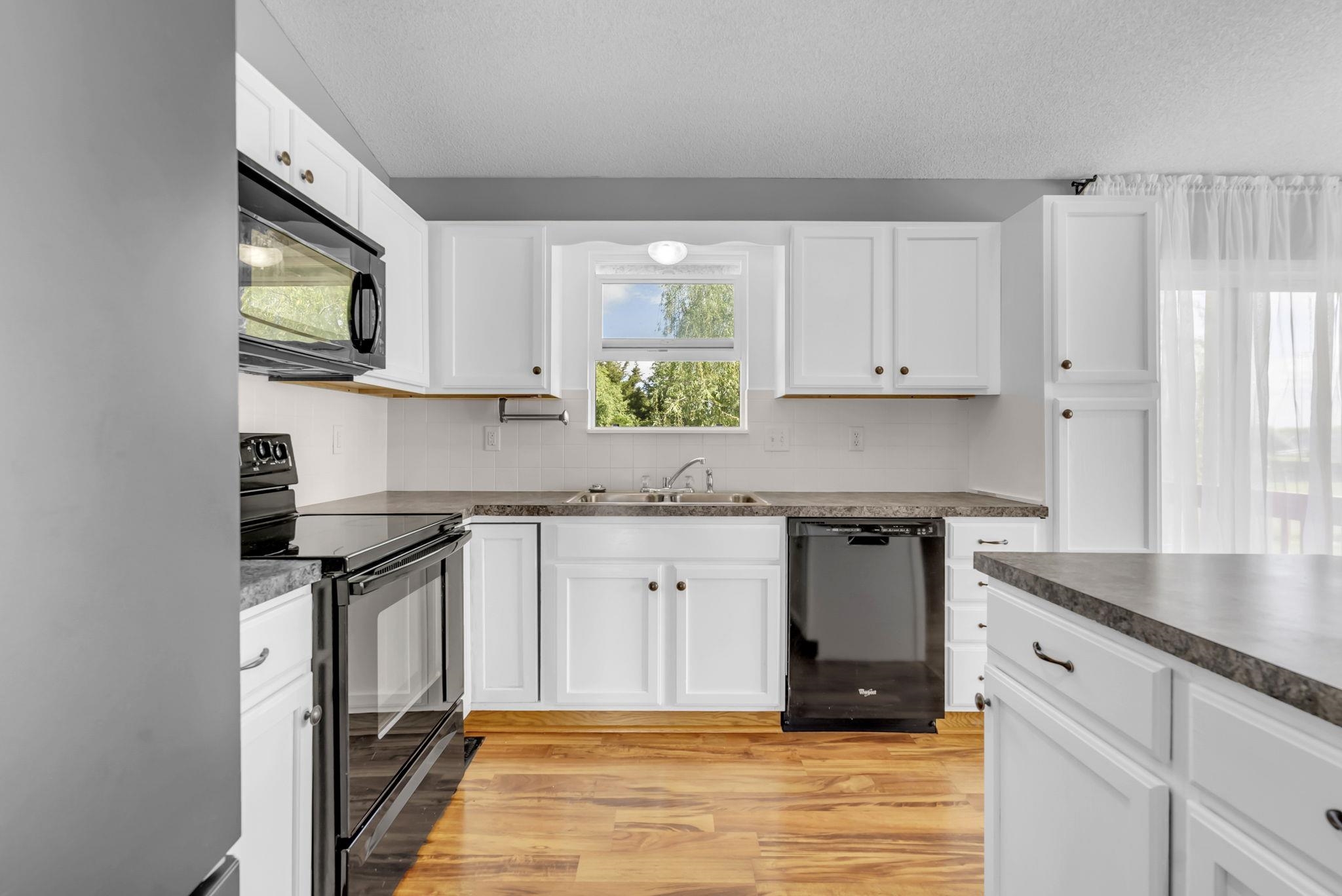 2602 E Kite St, Wichita, Kansas image 6