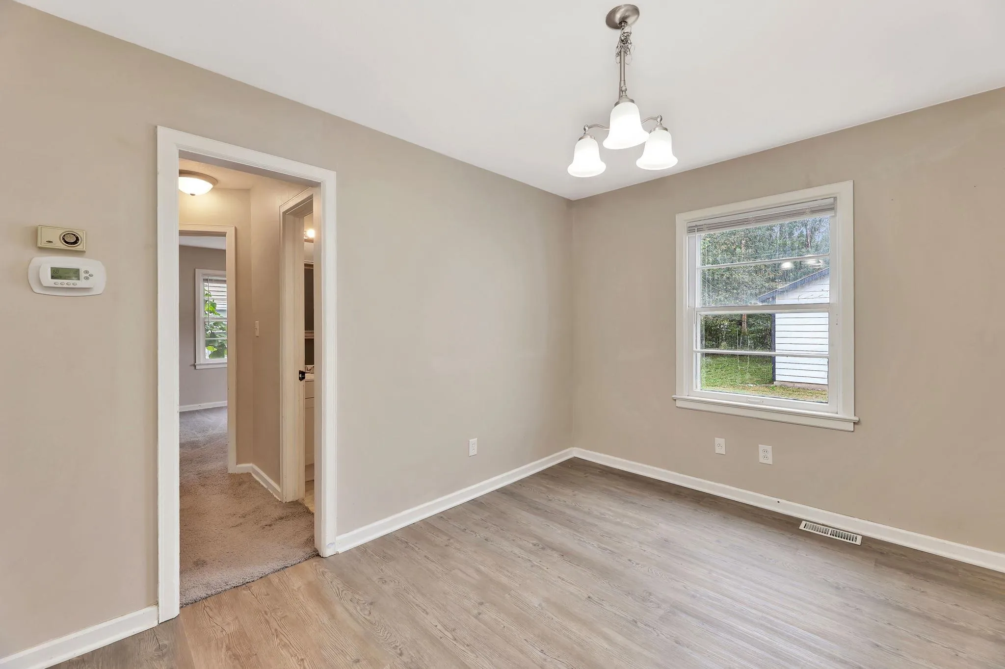 Wichita, Kansas 67211, United States, 3 Bedrooms Bedrooms, ,2 BathroomsBathrooms,Residential,Active,215161