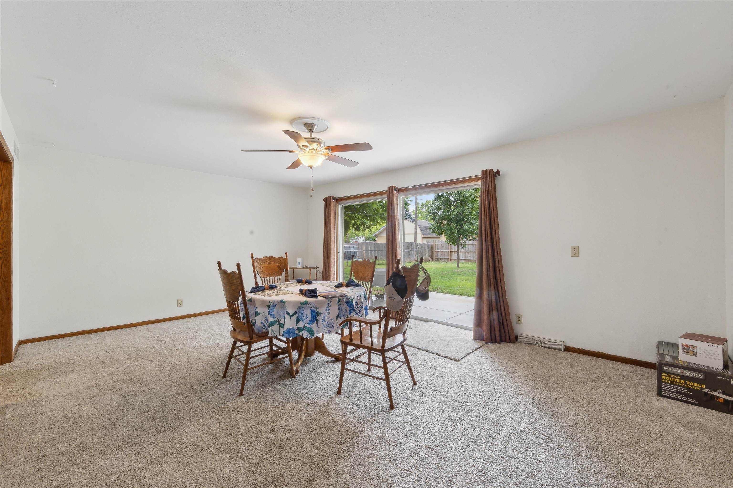 811 N Maus Ln, Wichita, Kansas image 12
