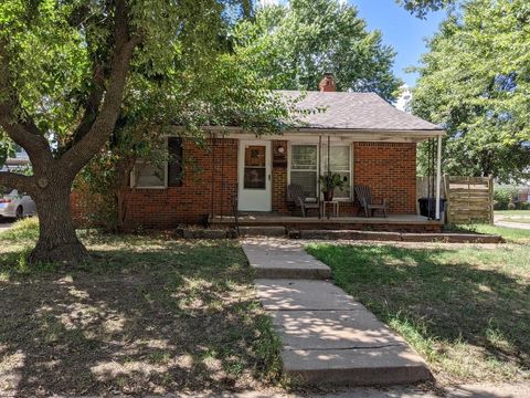 Homes For Sale - 1701 S Erie St<br/> Wichita, KS 67211