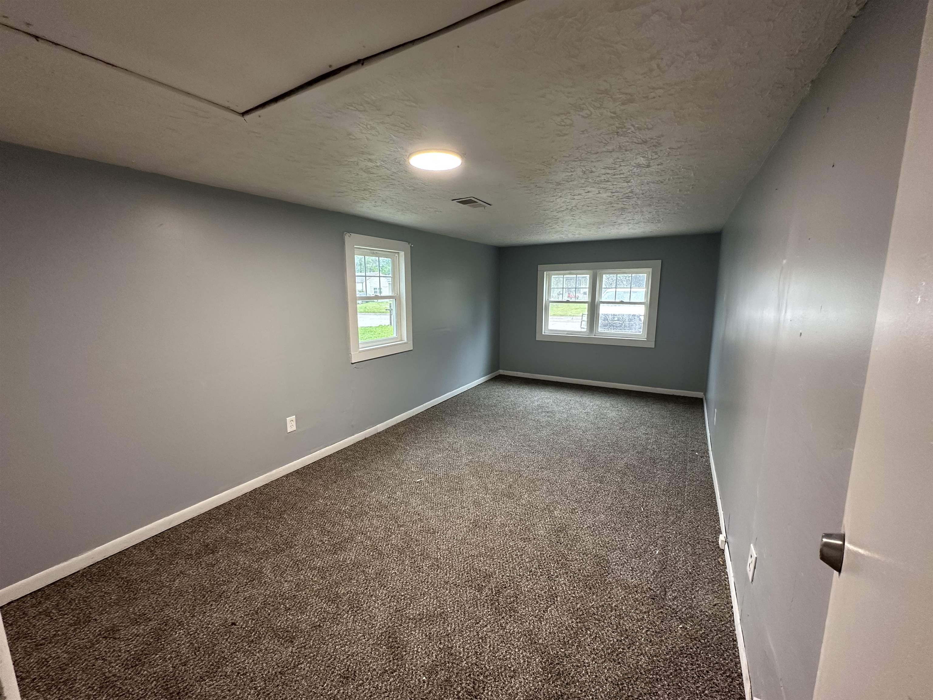 2325 N Poplar St, Wichita, Kansas image 6