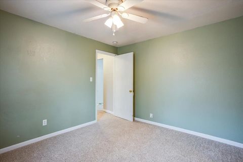 Tiny photo for 805 E 57th St S, Wichita, KS 67216 (MLS # 669289)