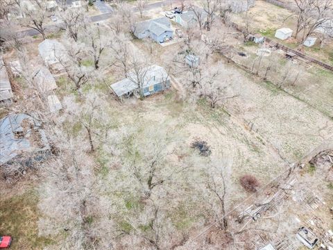 Tiny photo for 805 E 57th St S, Wichita, KS 67216 (MLS # 669289)