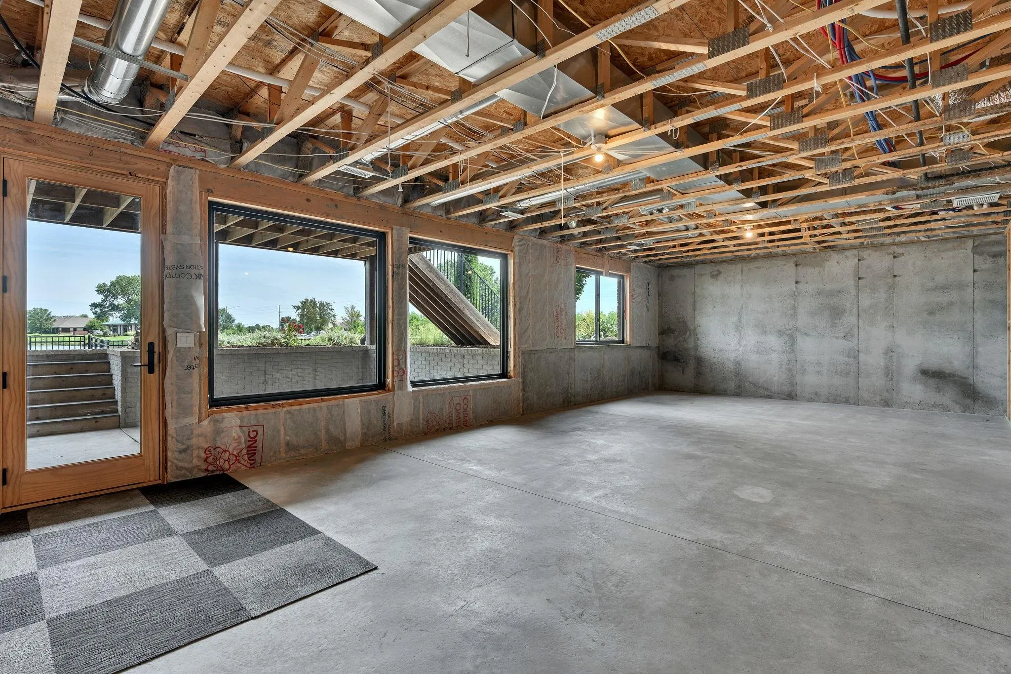 Wichita, Kansas 67205, United States, 4 Bedrooms Bedrooms, ,6 BathroomsBathrooms,Residential,Pending,183736