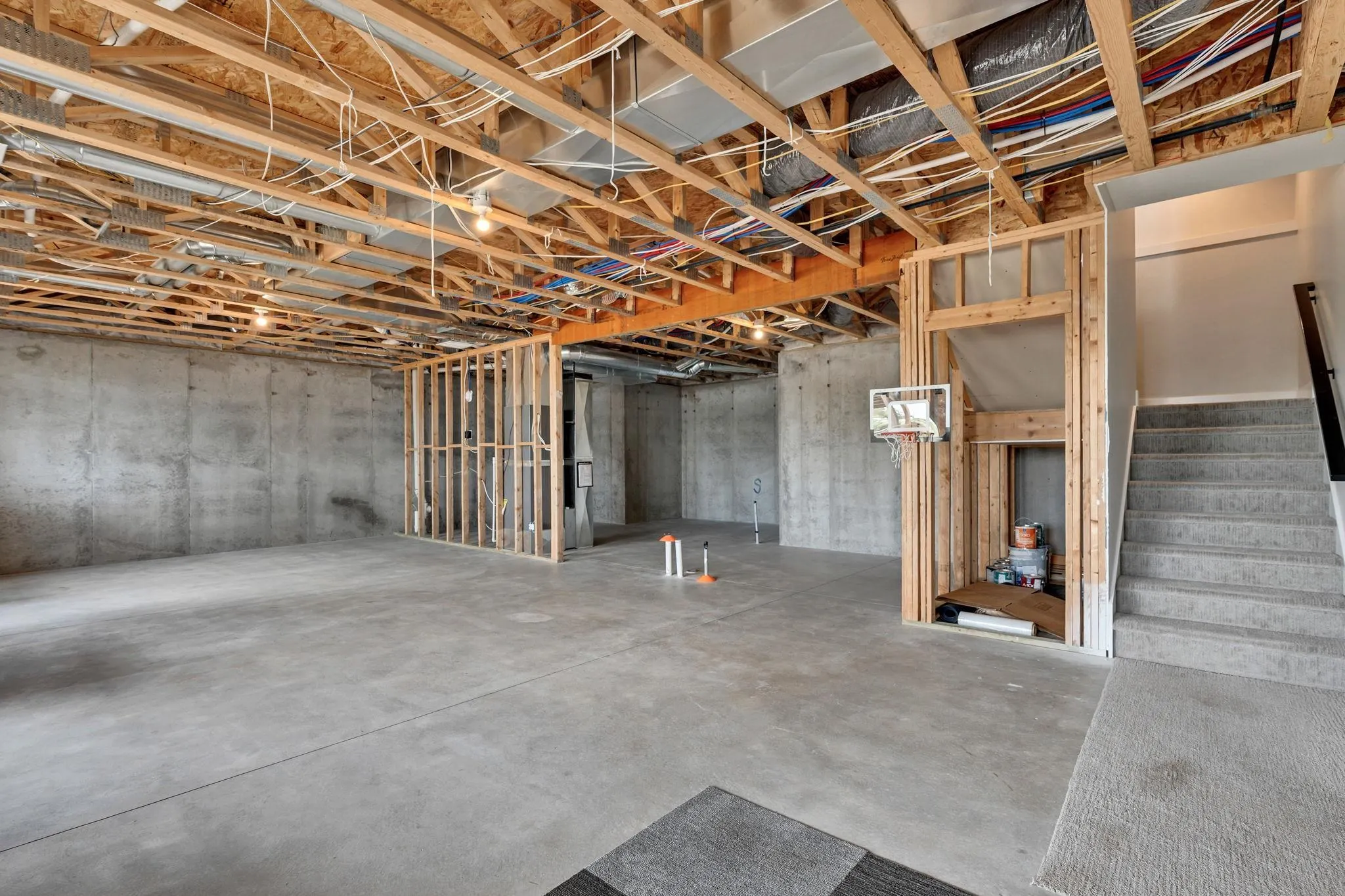 Wichita, Kansas 67205, United States, 4 Bedrooms Bedrooms, ,6 BathroomsBathrooms,Residential,Pending,183736