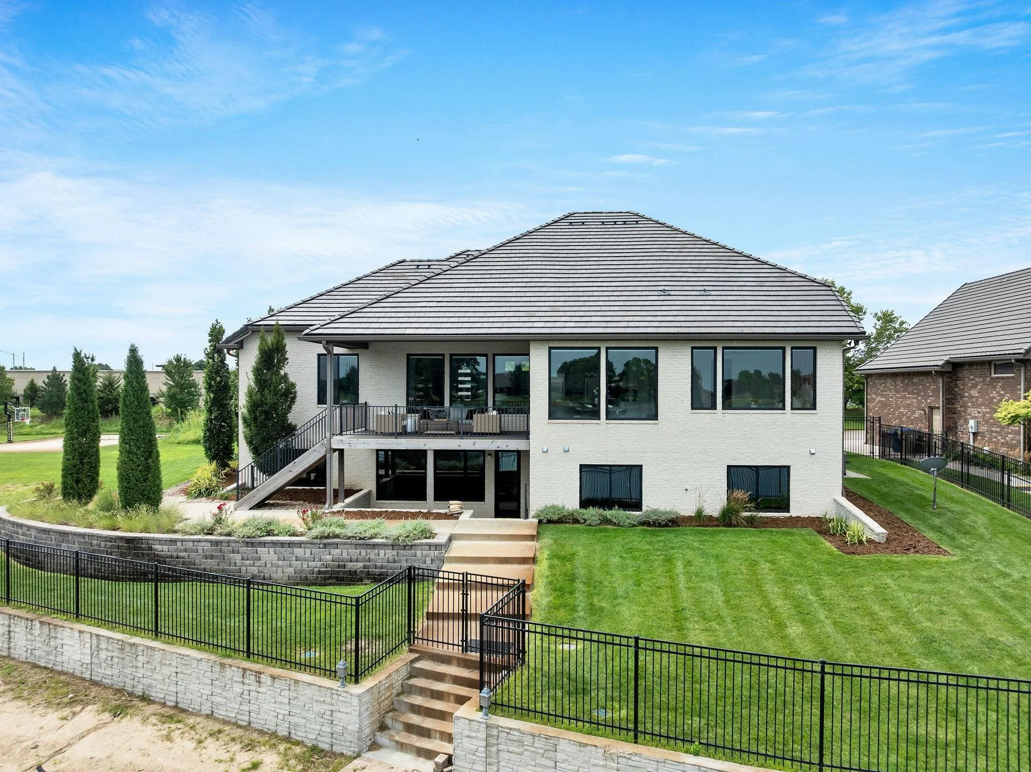 Wichita, Kansas 67205, United States, 4 Bedrooms Bedrooms, ,6 BathroomsBathrooms,Residential,Pending,183736