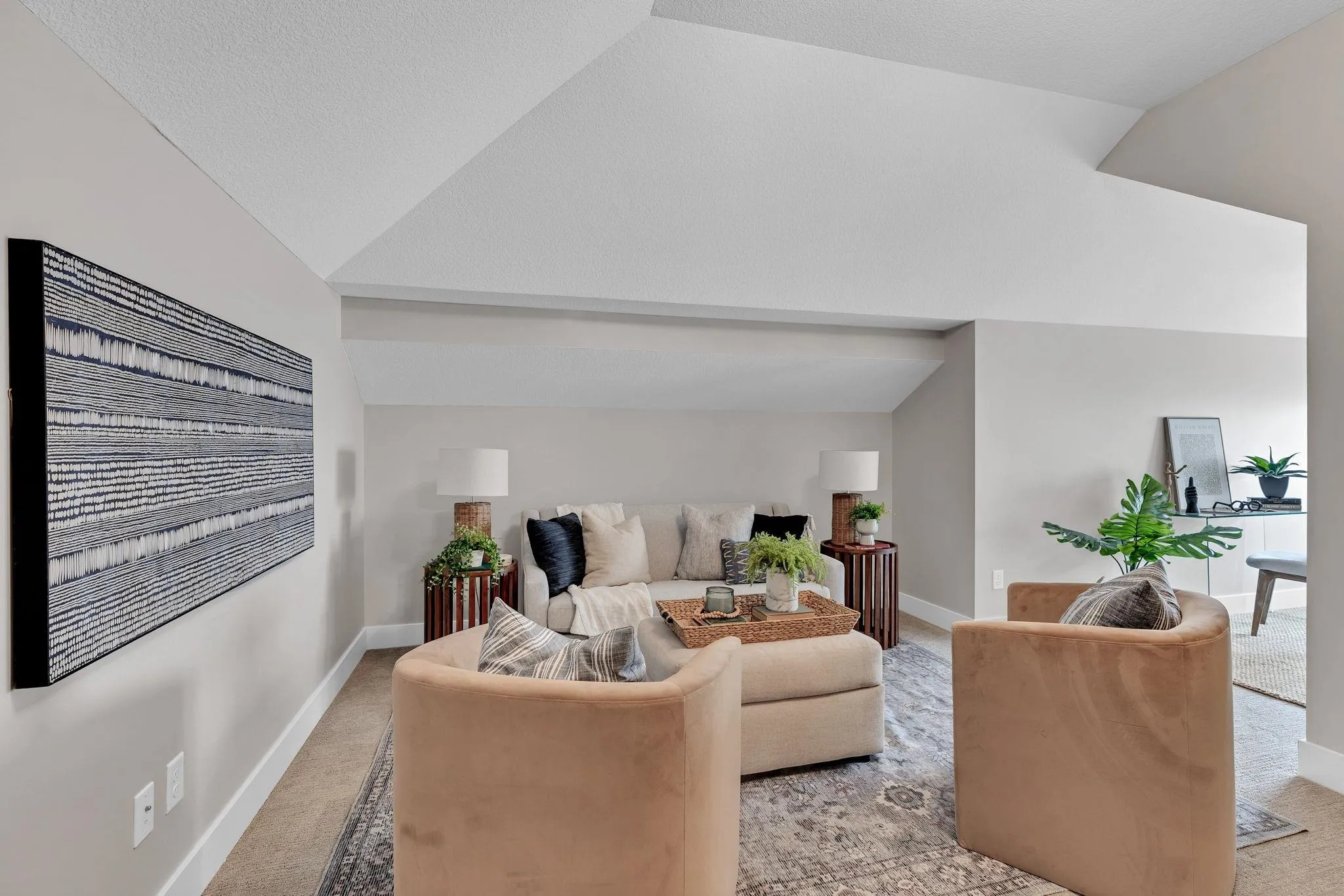 Wichita, Kansas 67205, United States, 4 Bedrooms Bedrooms, ,6 BathroomsBathrooms,Residential,Pending,183736