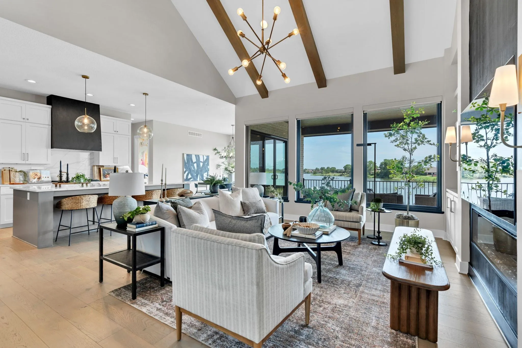 Wichita, Kansas 67205, United States, 4 Bedrooms Bedrooms, ,6 BathroomsBathrooms,Residential,Pending,183736