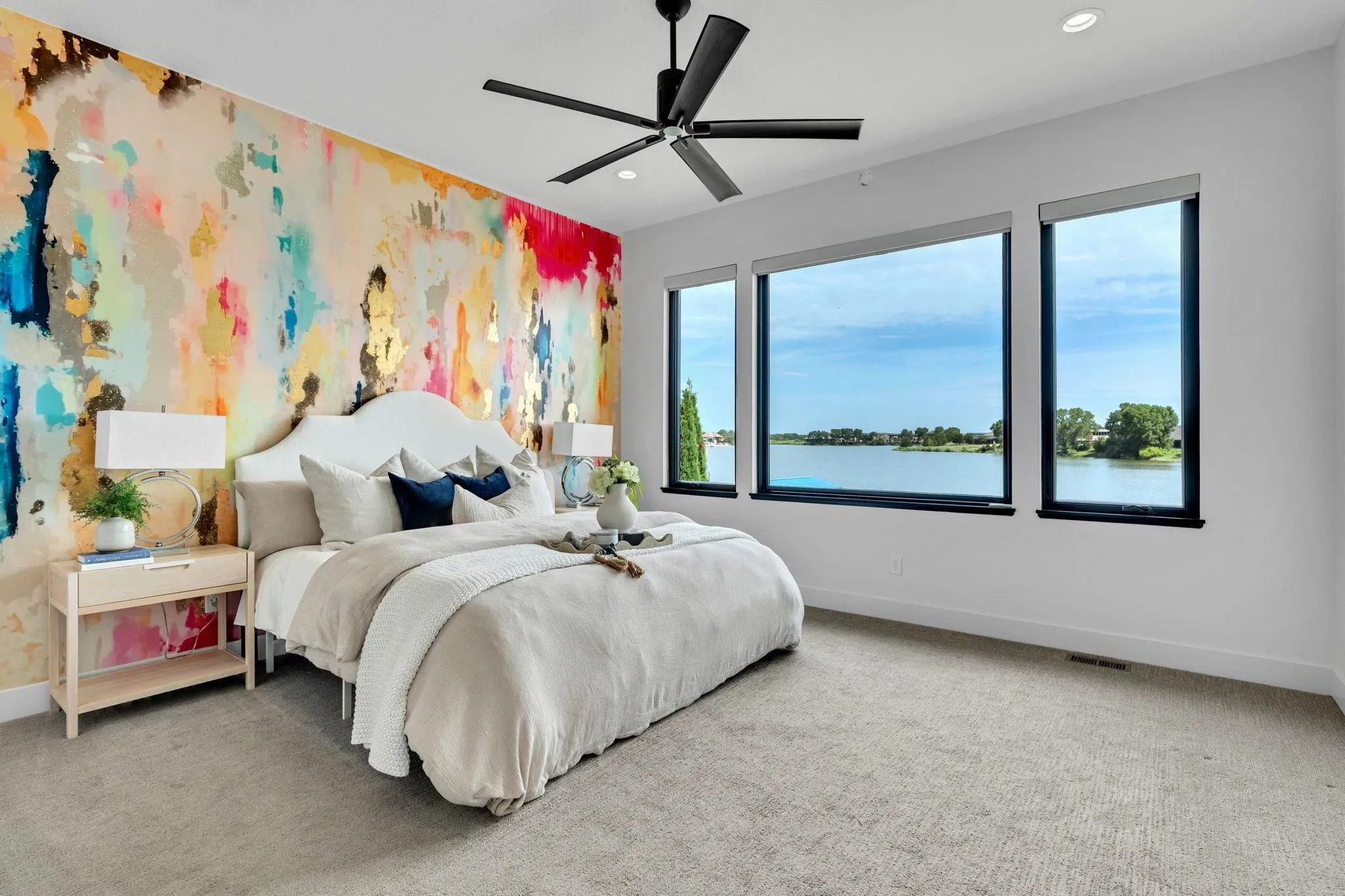 Wichita, Kansas 67205, United States, 4 Bedrooms Bedrooms, ,6 BathroomsBathrooms,Residential,Pending,183736