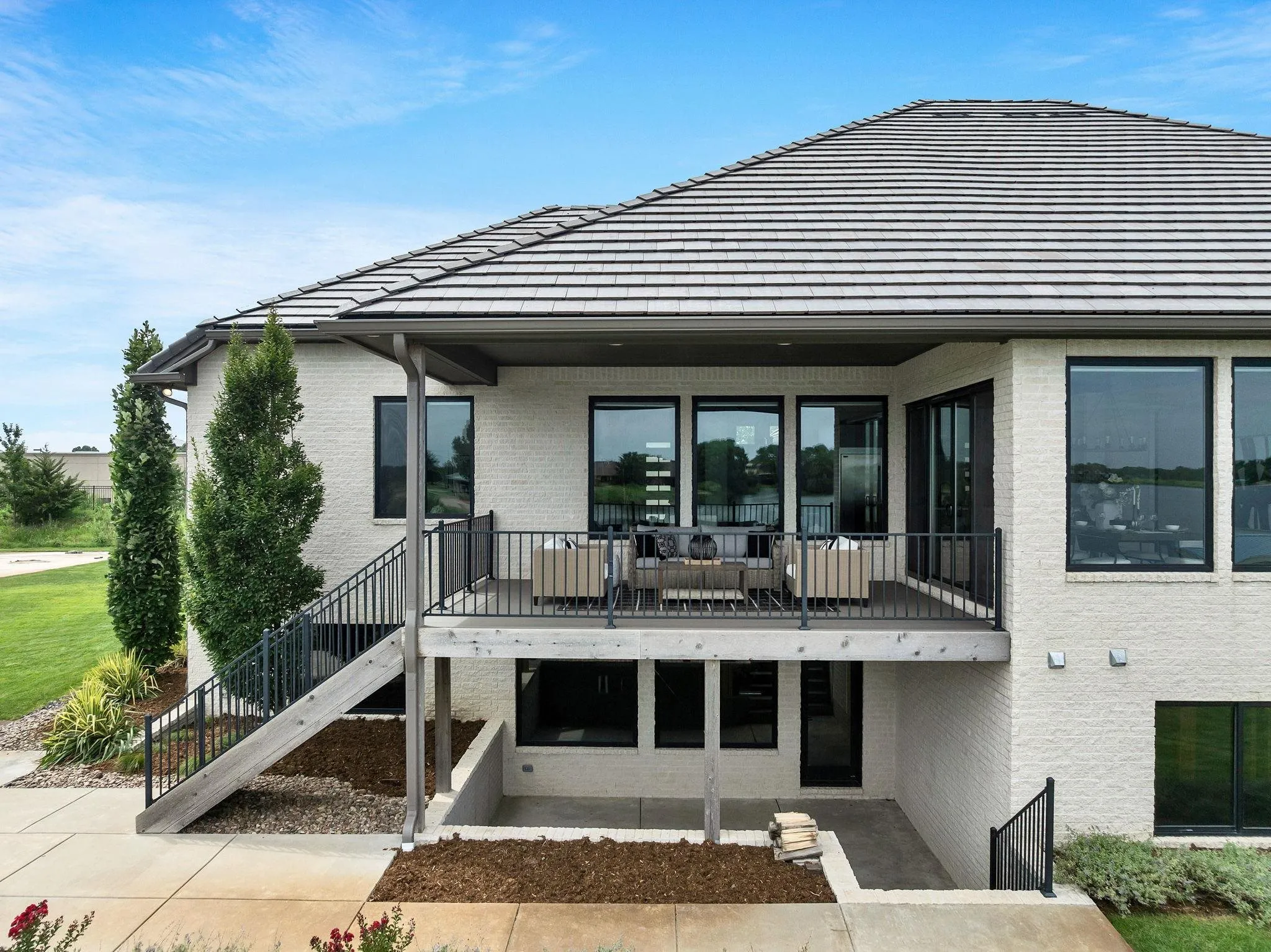 Wichita, Kansas 67205, United States, 4 Bedrooms Bedrooms, ,6 BathroomsBathrooms,Residential,Pending,183736