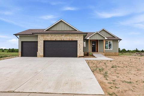 Homes For Sale - 3513 S Bluelake St<br/> Wichita, KS 67215