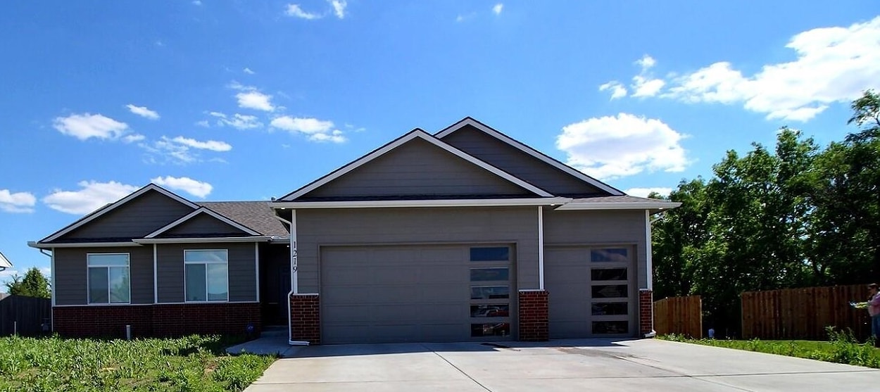 1219 S Sontag Dr, Derby, Kansas image 2