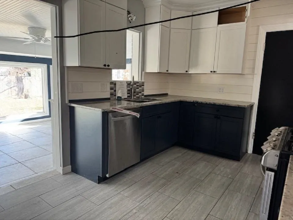 Wichita, Kansas 67218, United States, 3 Bedrooms Bedrooms, ,2 BathroomsBathrooms,Residential,Pending,144382