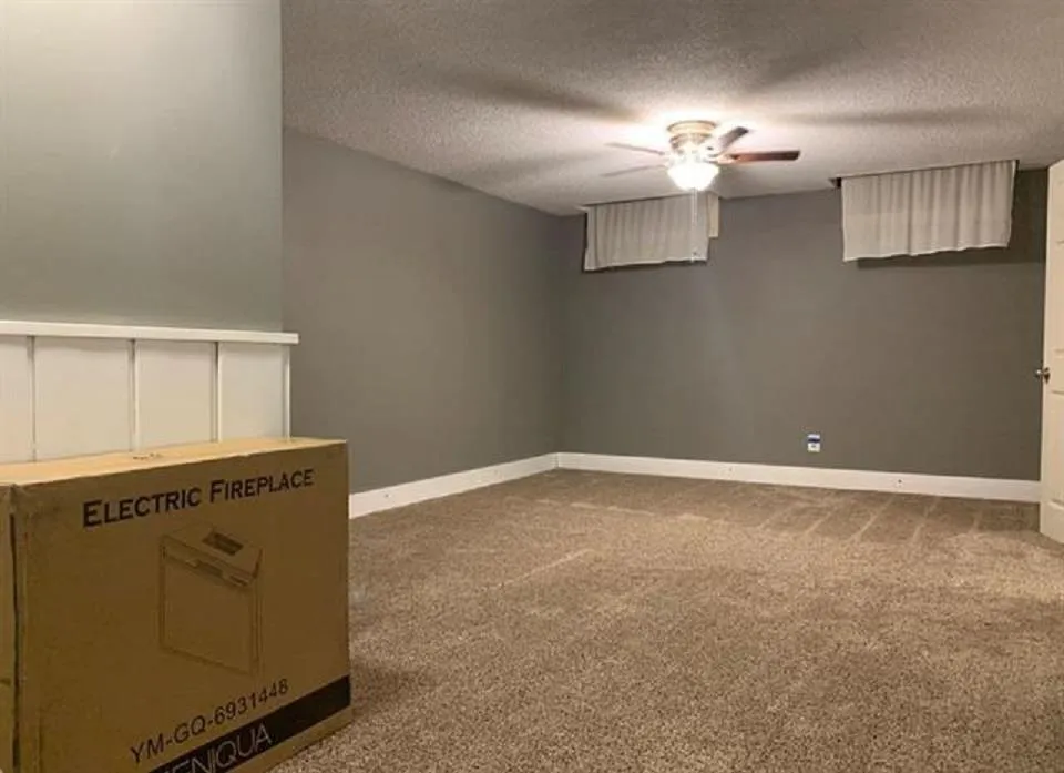 Wichita, Kansas 67218, United States, 3 Bedrooms Bedrooms, ,2 BathroomsBathrooms,Residential,Pending,144382