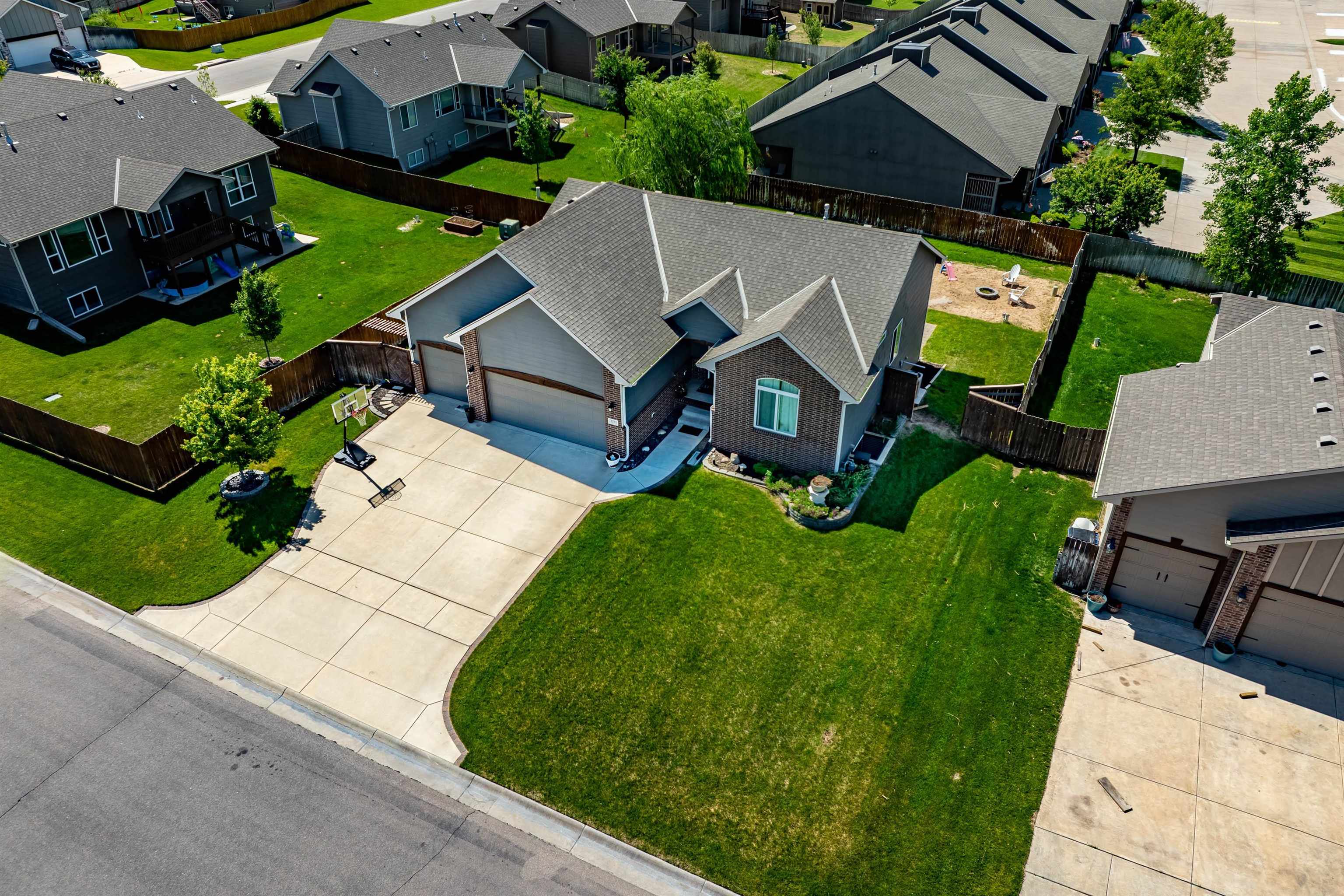 2201 E Sunset St, Goddard, Kansas image 30