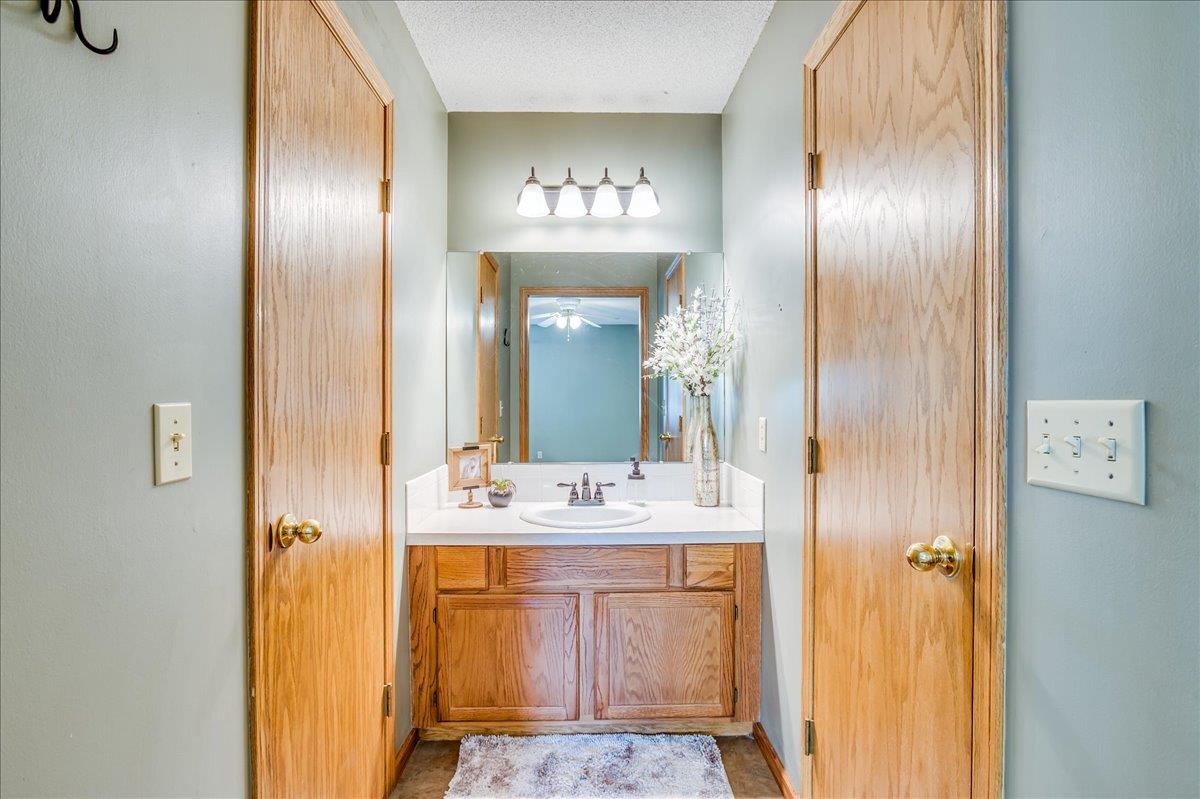 202 Sunflower St, Rose Hill, Kansas image 17