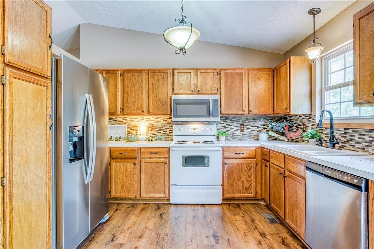 202 Sunflower St, Rose Hill, Kansas image 10