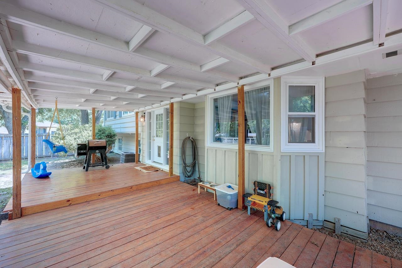 621 N Willow Dr, Derby, Kansas image 29