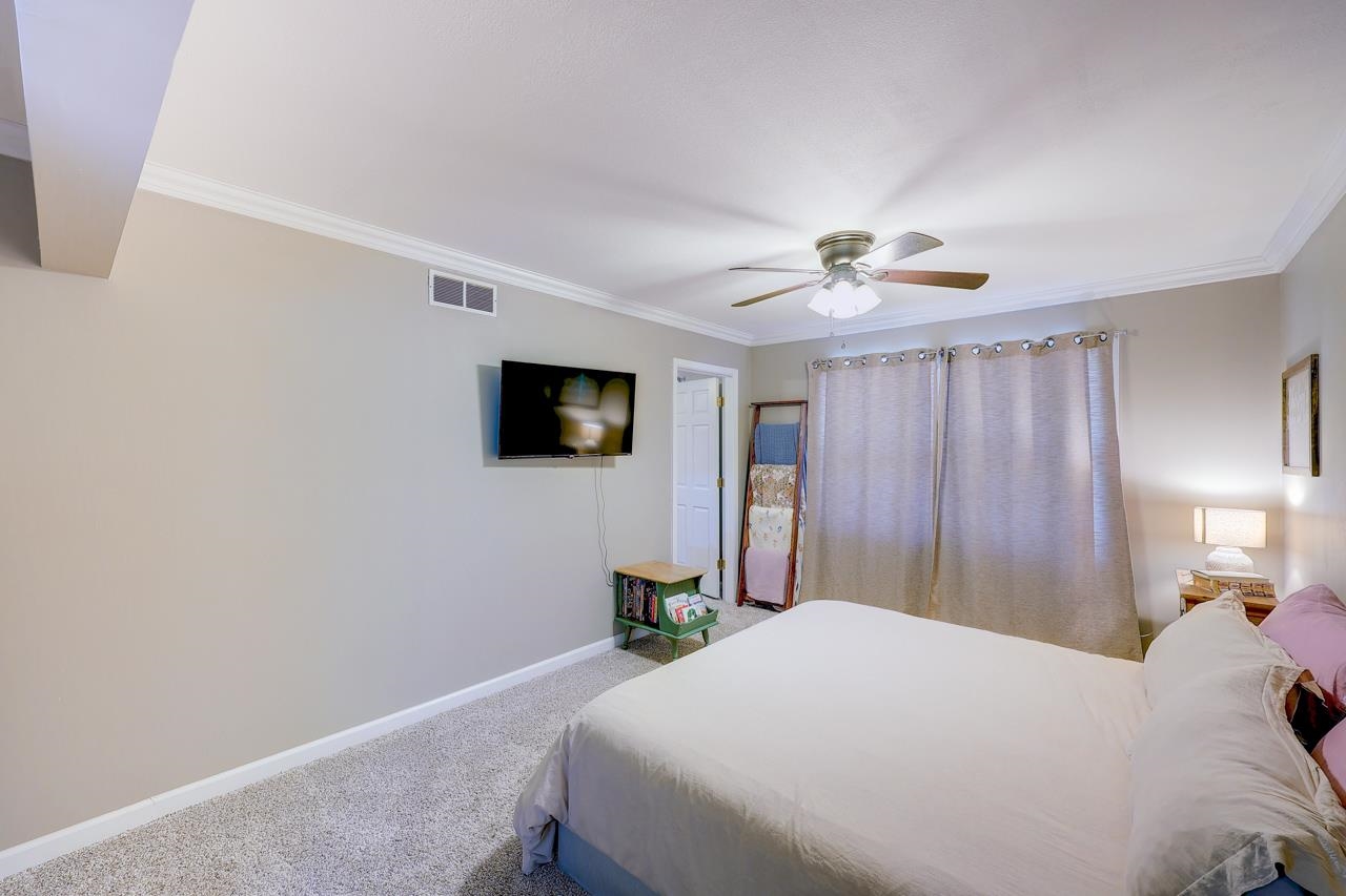 621 N Willow Dr, Derby, Kansas image 24