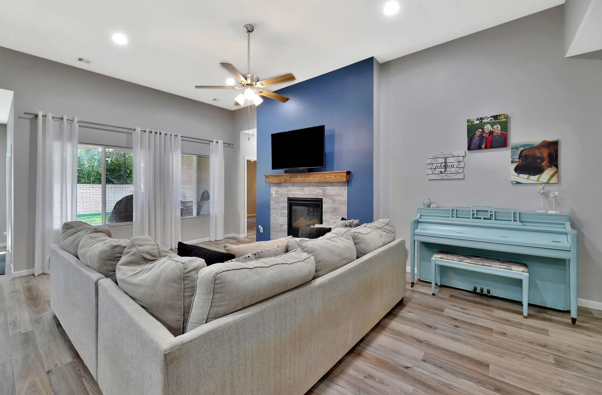 Wichita, Kansas 67226, United States, 5 Bedrooms Bedrooms, ,3 BathroomsBathrooms,Residential,Active,238473