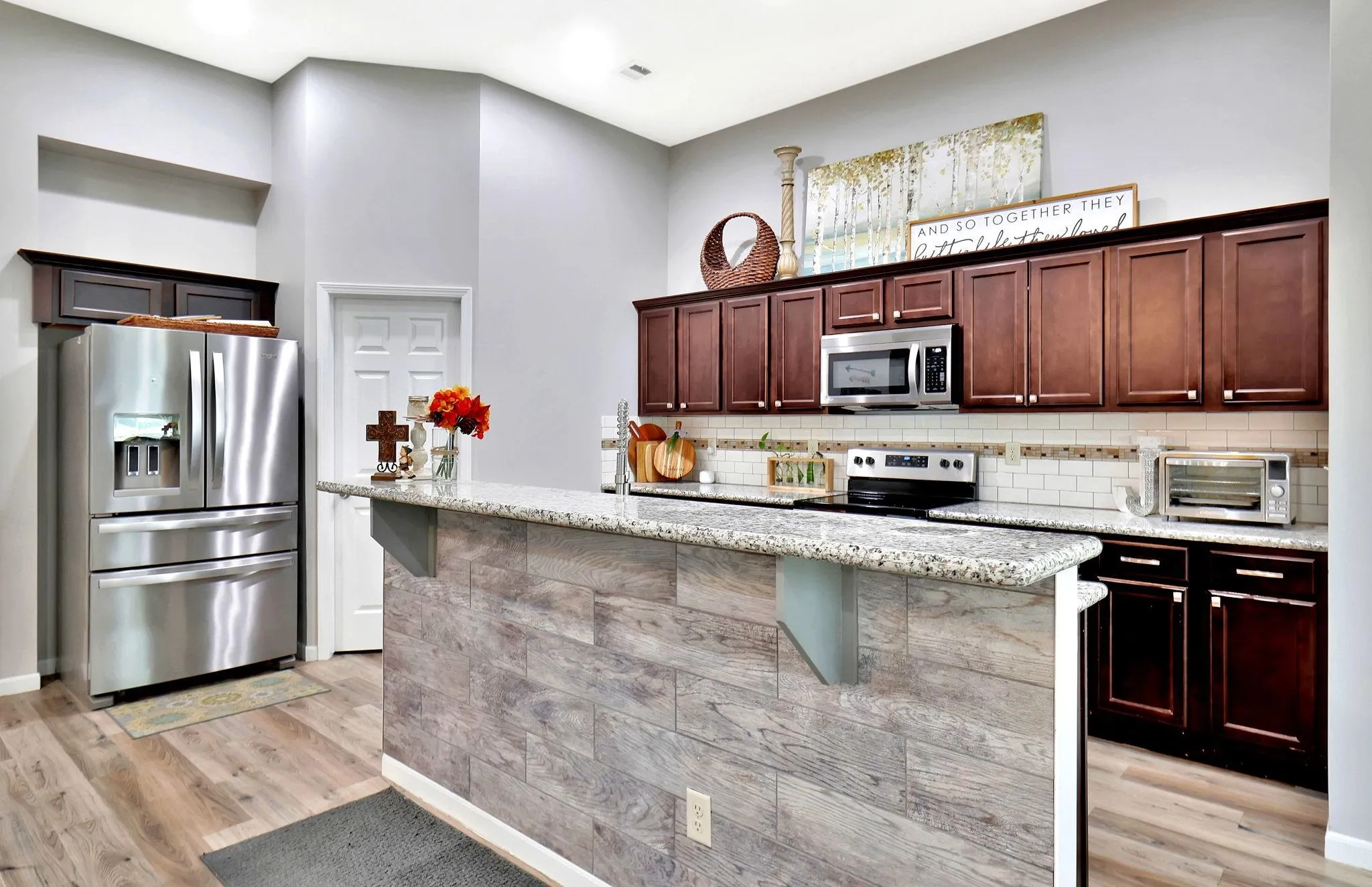 Wichita, Kansas 67226, United States, 5 Bedrooms Bedrooms, ,3 BathroomsBathrooms,Residential,Active,238473