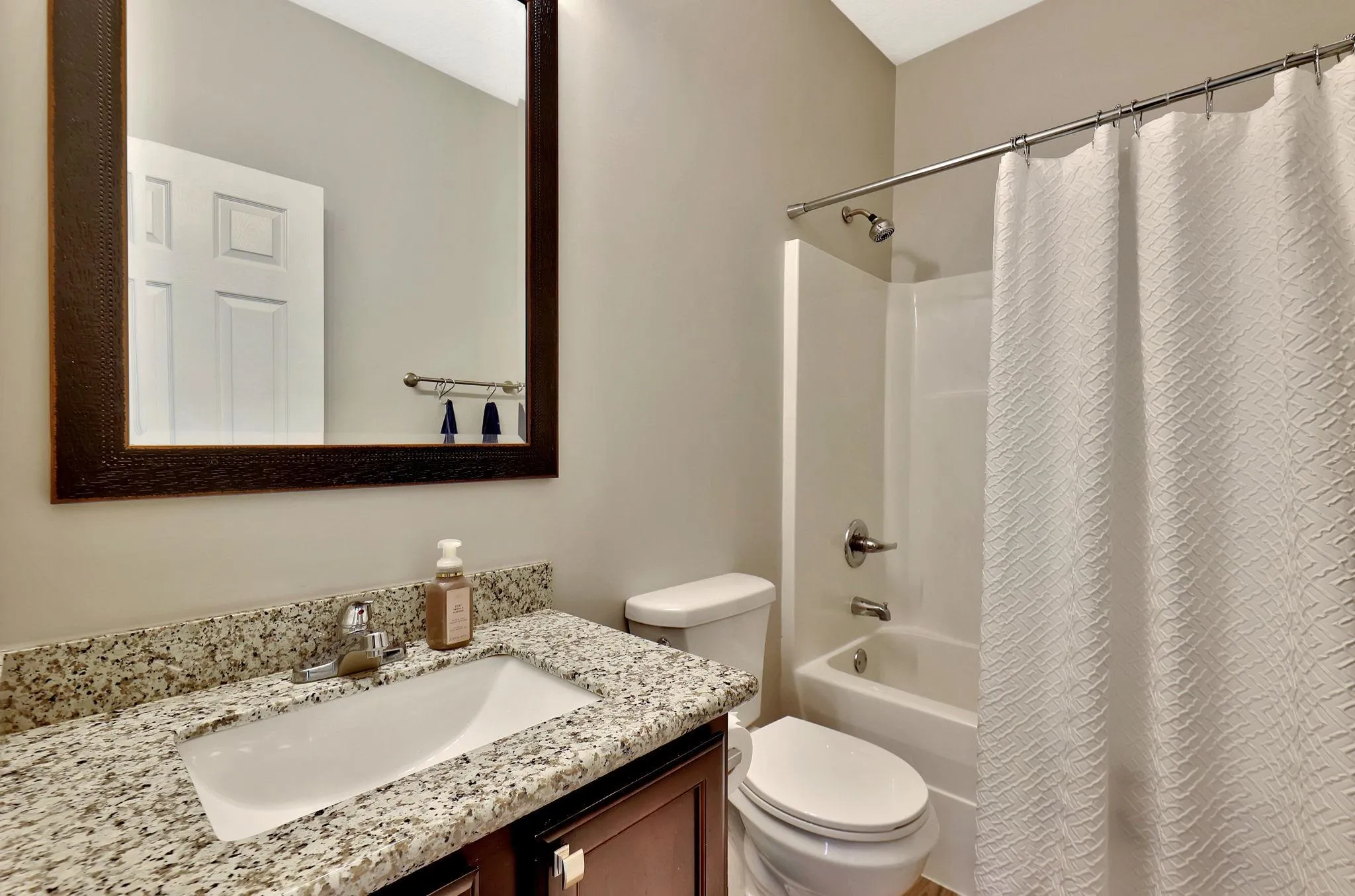 Wichita, Kansas 67226, United States, 5 Bedrooms Bedrooms, ,3 BathroomsBathrooms,Residential,Active,238473