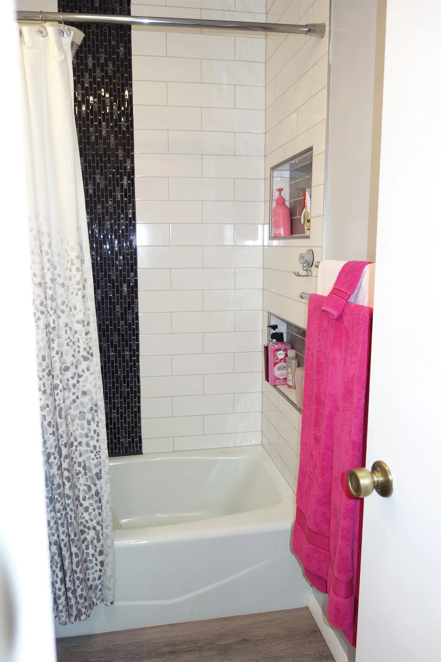 Mulvane, Kansas 67110, United States, 3 Bedrooms Bedrooms, ,2 BathroomsBathrooms,Residential,Active,196493