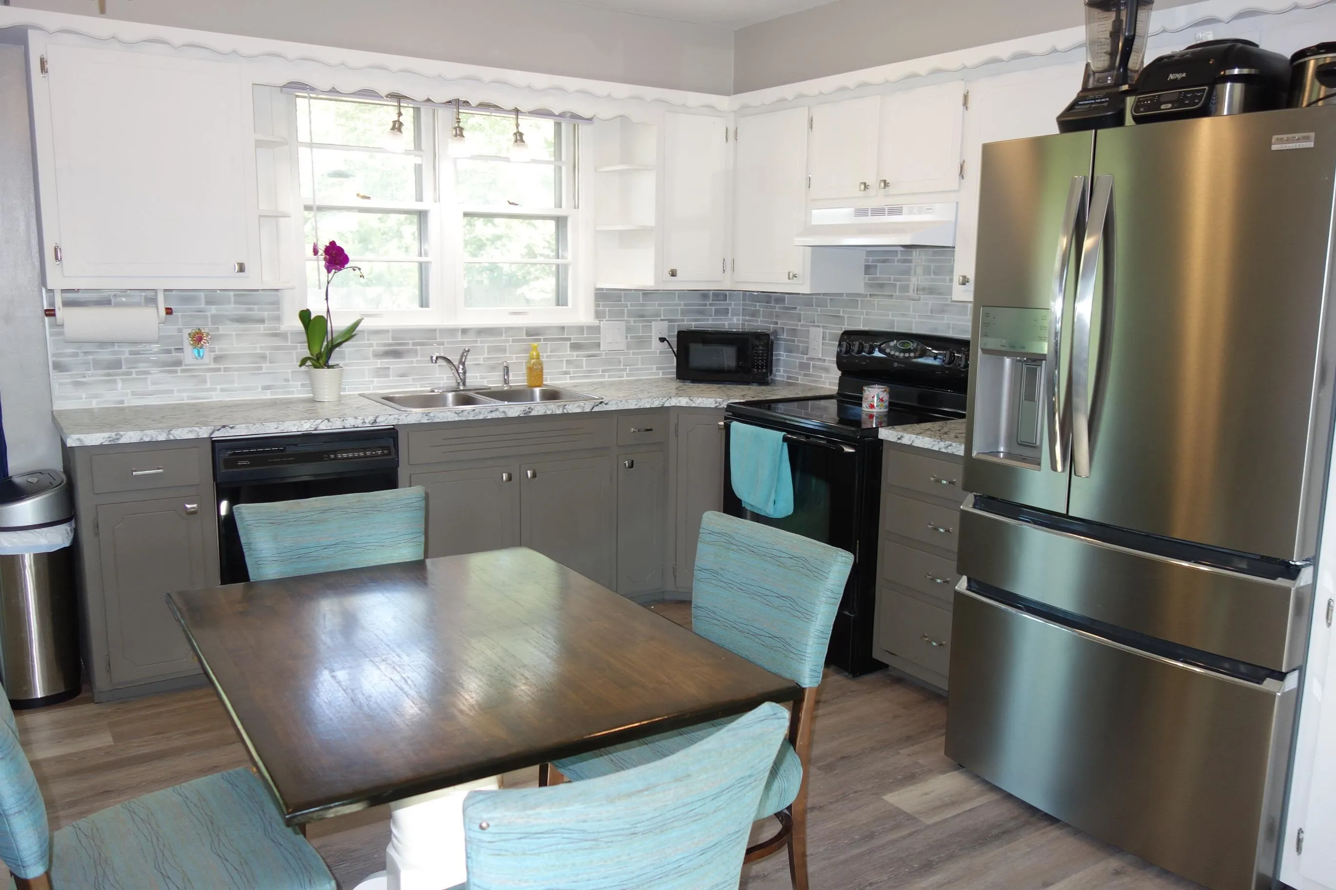 Mulvane, Kansas 67110, United States, 3 Bedrooms Bedrooms, ,2 BathroomsBathrooms,Residential,Active,196493