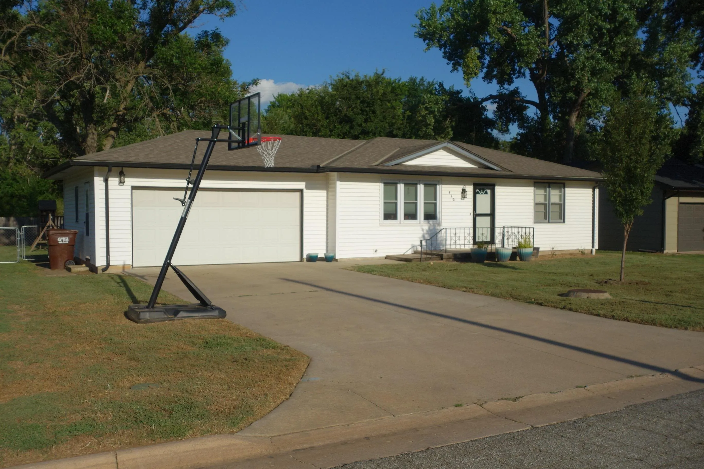 Mulvane, Kansas 67110, United States, 3 Bedrooms Bedrooms, ,2 BathroomsBathrooms,Residential,Active,196493