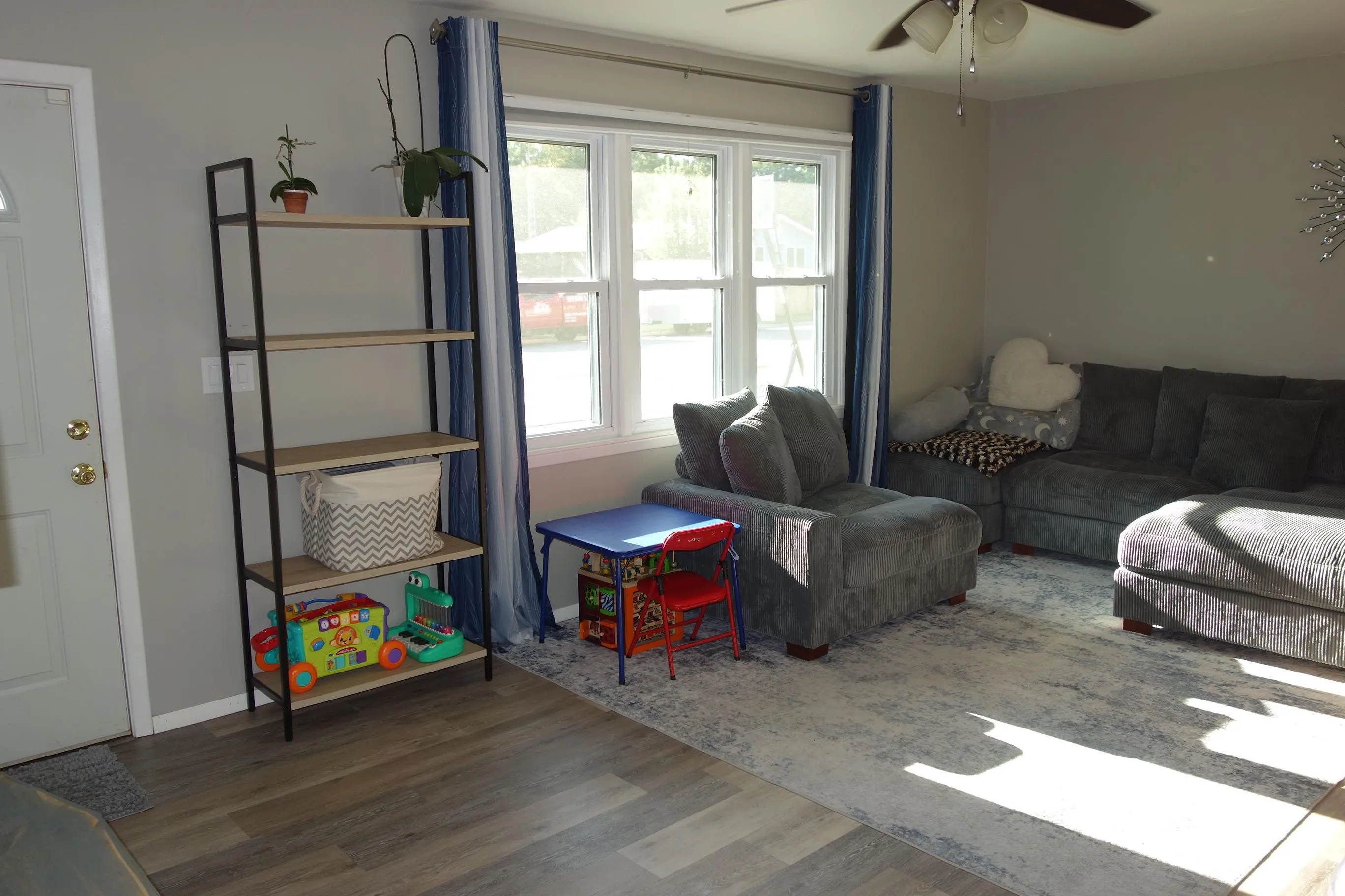 Mulvane, Kansas 67110, United States, 3 Bedrooms Bedrooms, ,2 BathroomsBathrooms,Residential,Active,196493