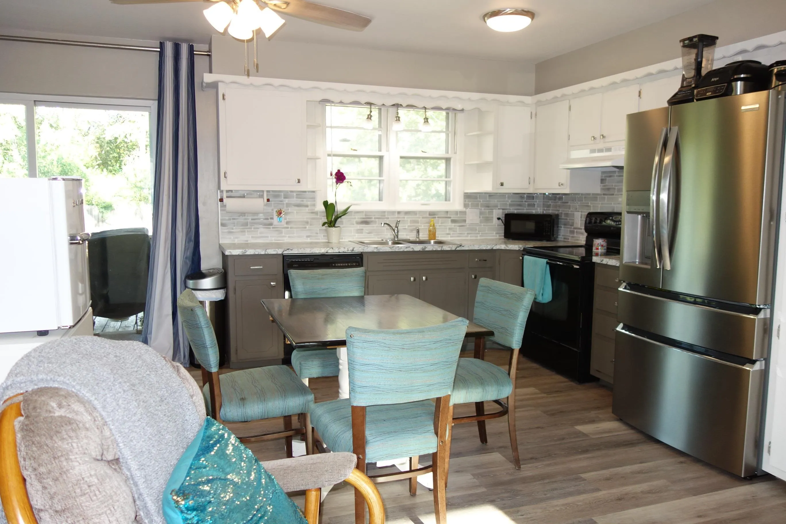 Mulvane, Kansas 67110, United States, 3 Bedrooms Bedrooms, ,2 BathroomsBathrooms,Residential,Active,196493