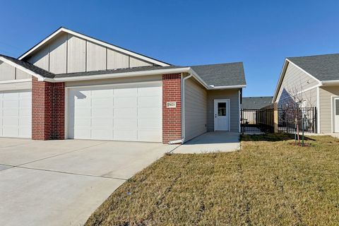 Multifamily For Sale - 3827-3829 S Bluelake Ct<br/> Sedgwick County, Wichita, KS 67215