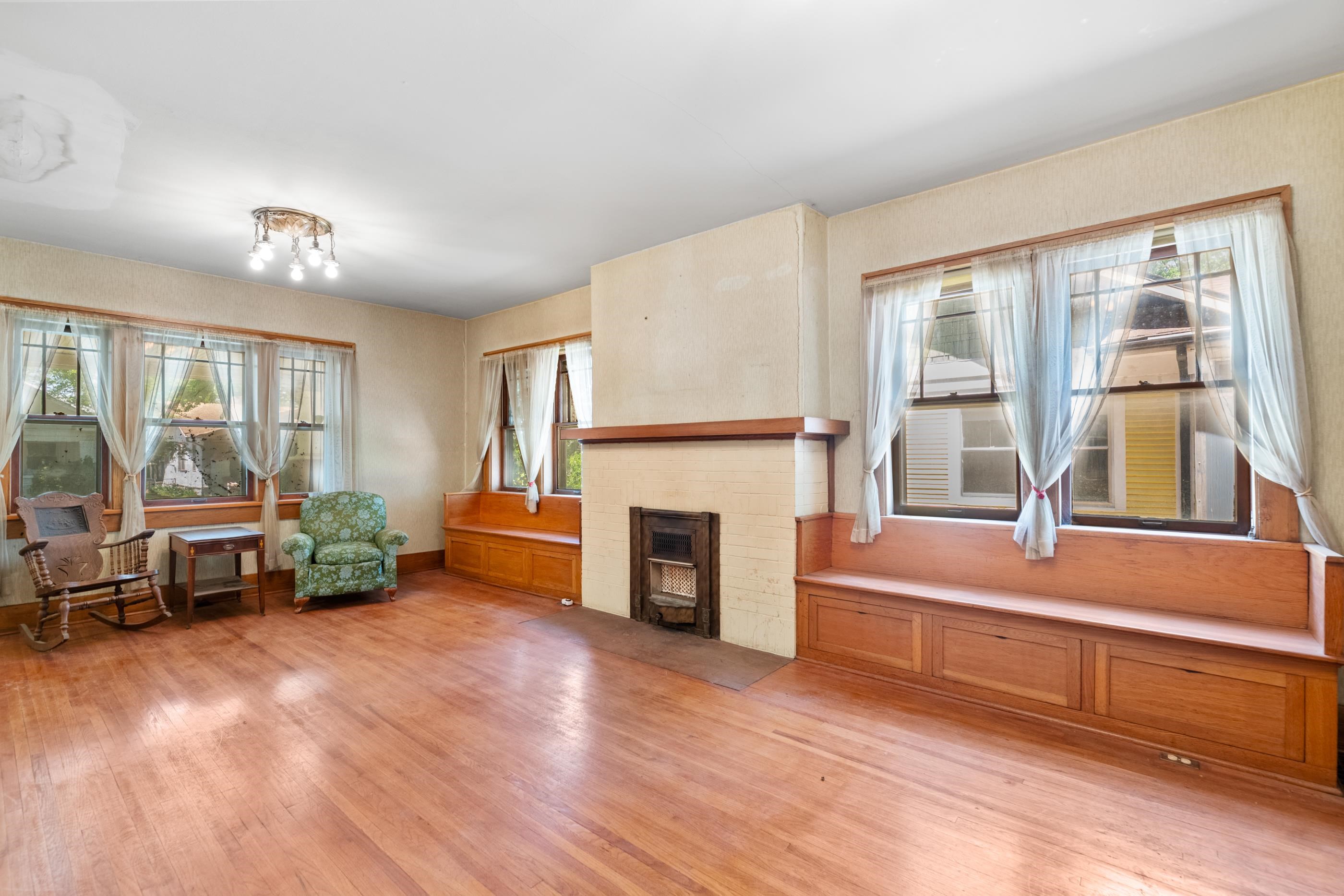344 N Green St, Wichita, Kansas image 4