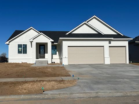 Homes For Sale - 9658 W Cedar Lane<br/> Maize, KS 67101