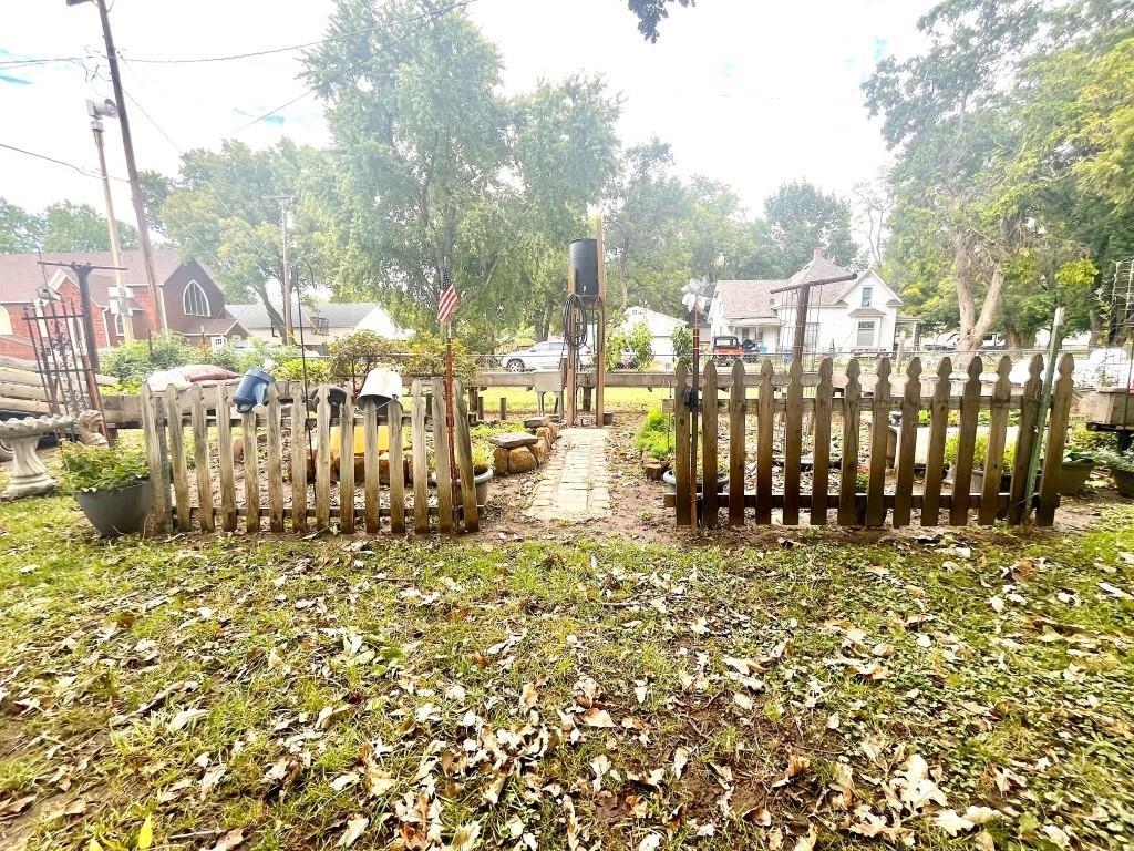 221 N Struble, Bennington, Kansas image 21