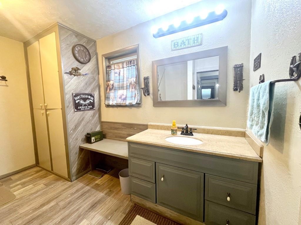 221 N Struble, Bennington, Kansas image 11