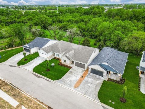 Homes For Sale - 5561 Wandering Way<br/> Maize, KS 67101