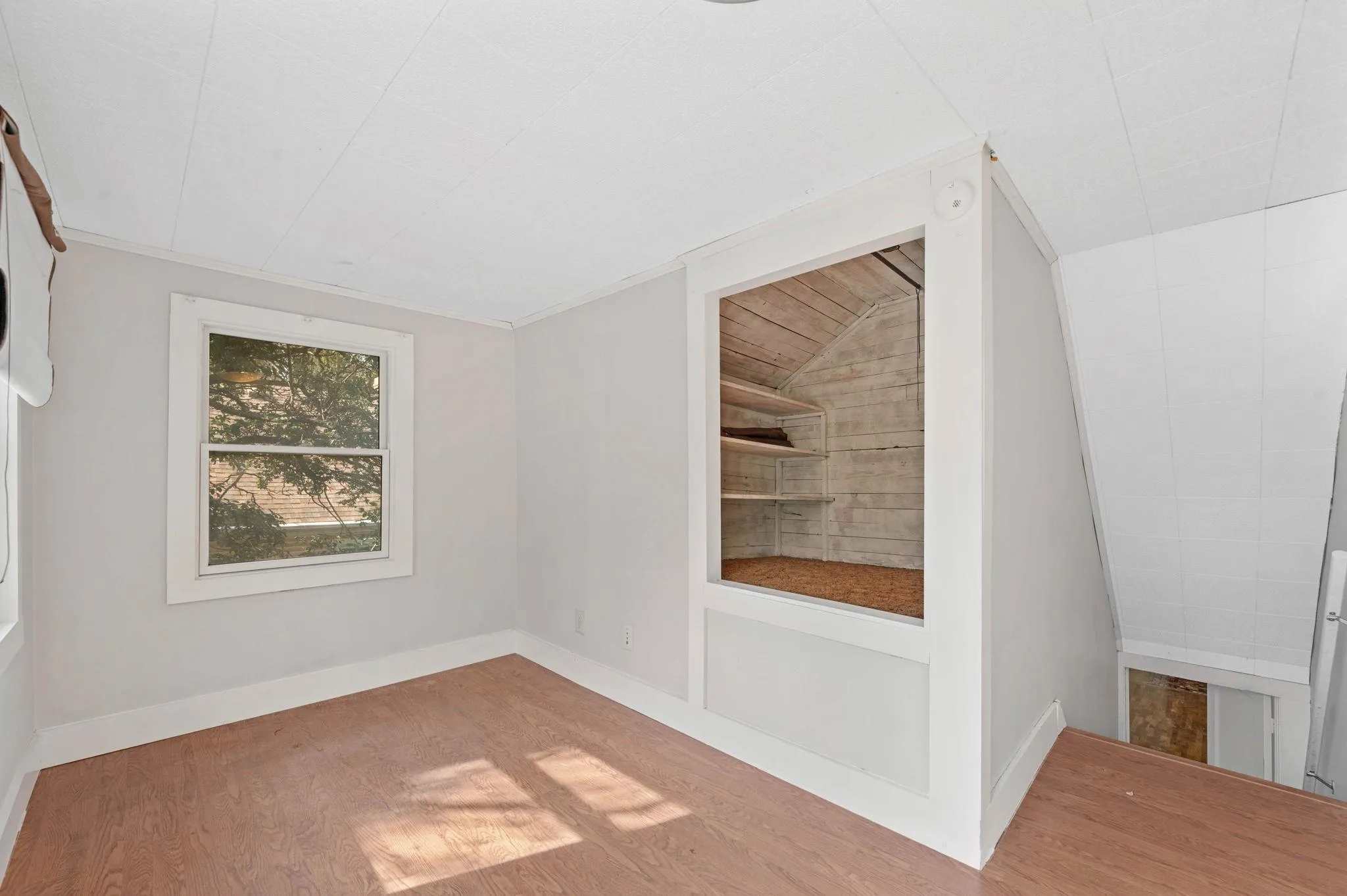 Wichita, Kansas 67211, United States, 3 Bedrooms Bedrooms, ,1 BathroomBathrooms,Residential,Active,199816