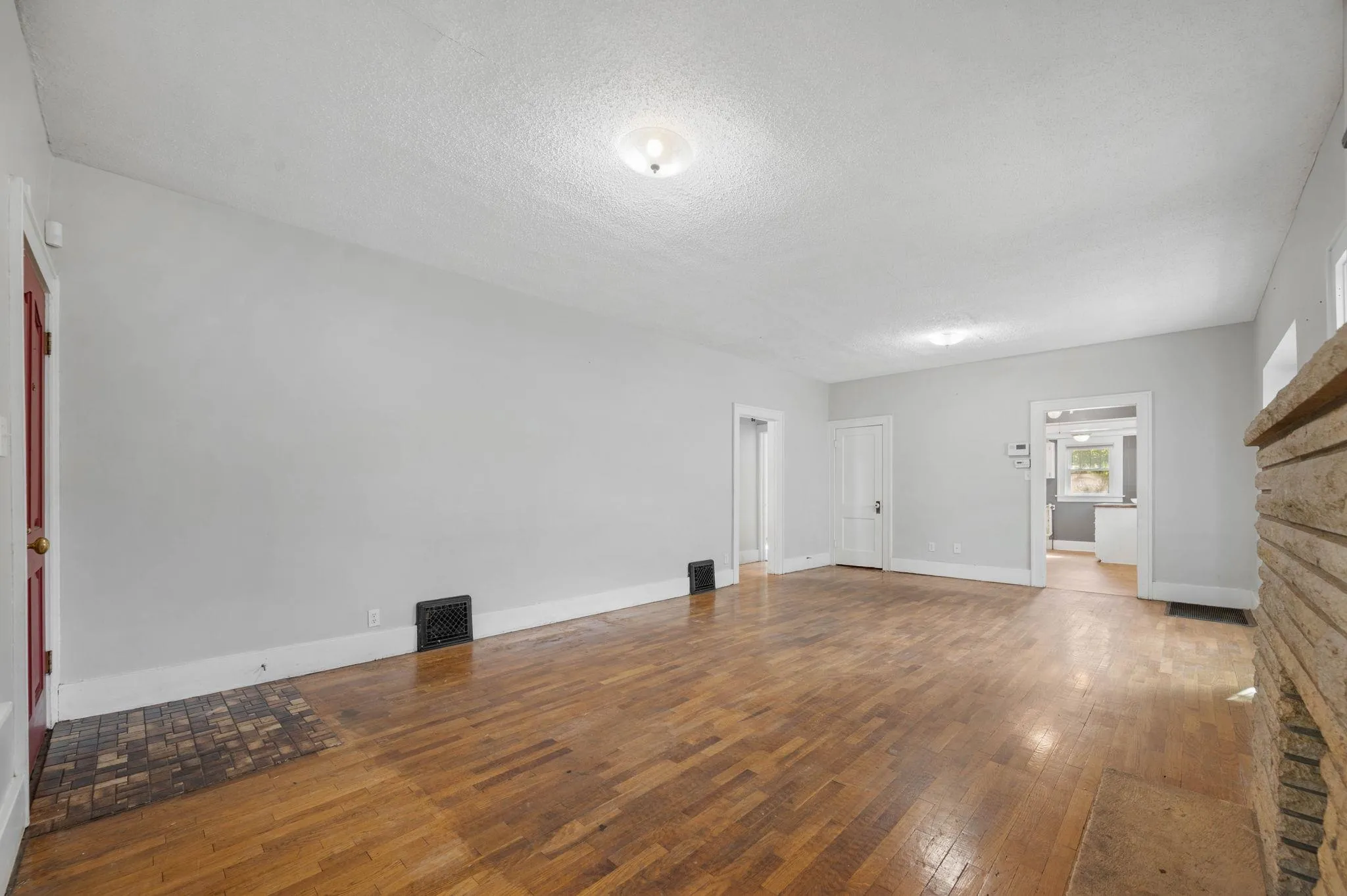 Wichita, Kansas 67211, United States, 3 Bedrooms Bedrooms, ,1 BathroomBathrooms,Residential,Active,199816