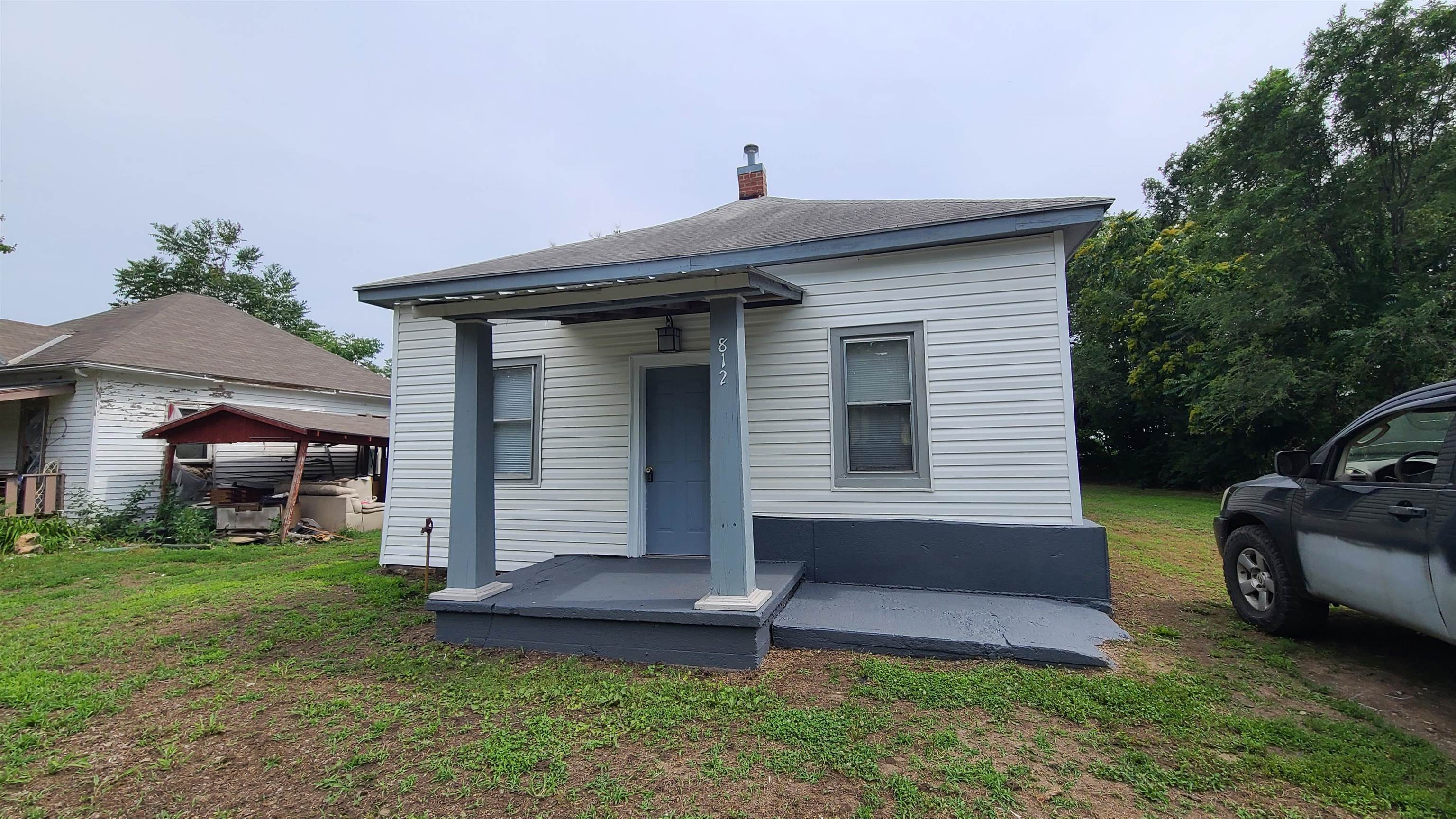 812 E 4th St, Wellington, Kansas image 2